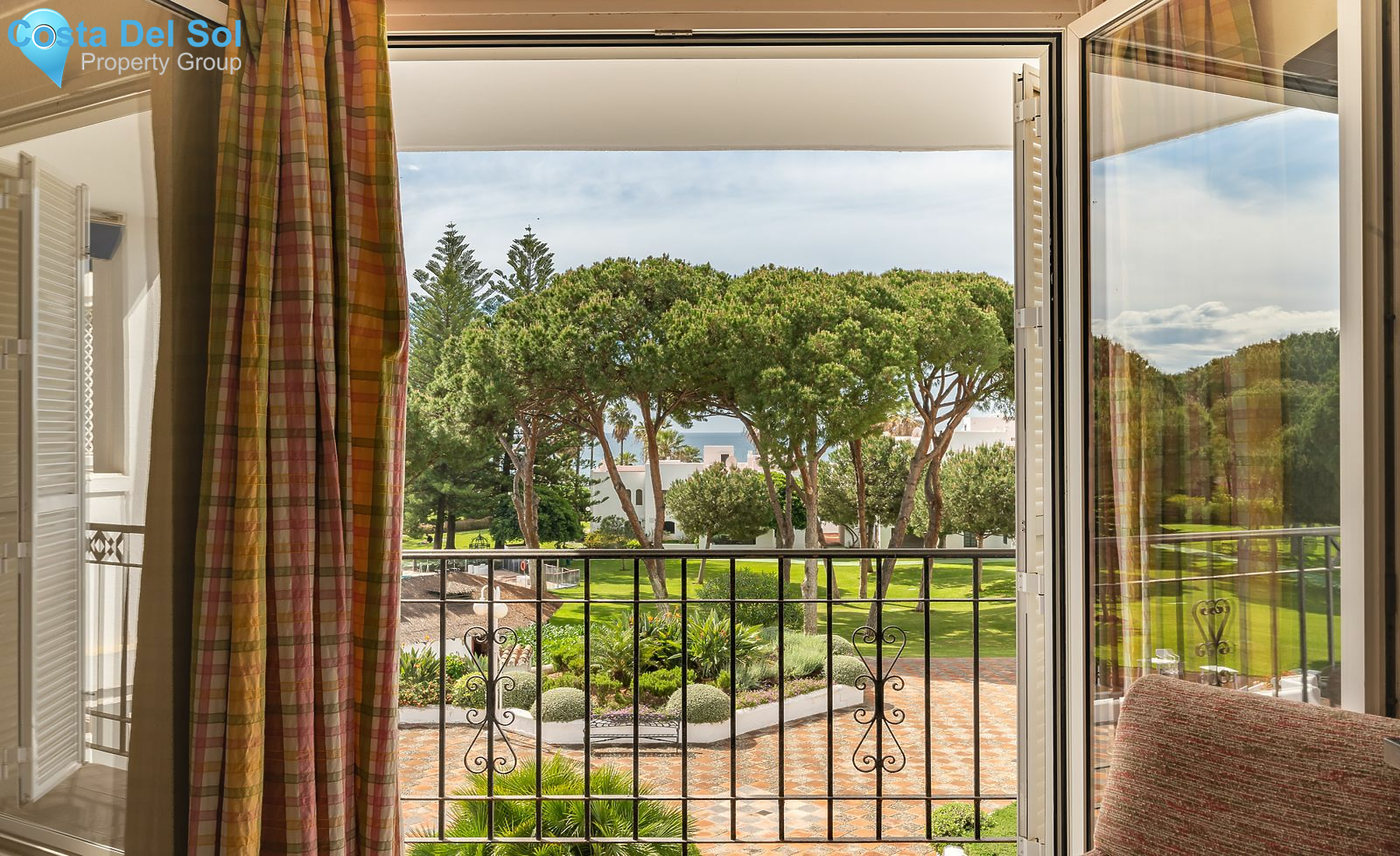 Middle Floor Apartment in Puerto Banús-1545003