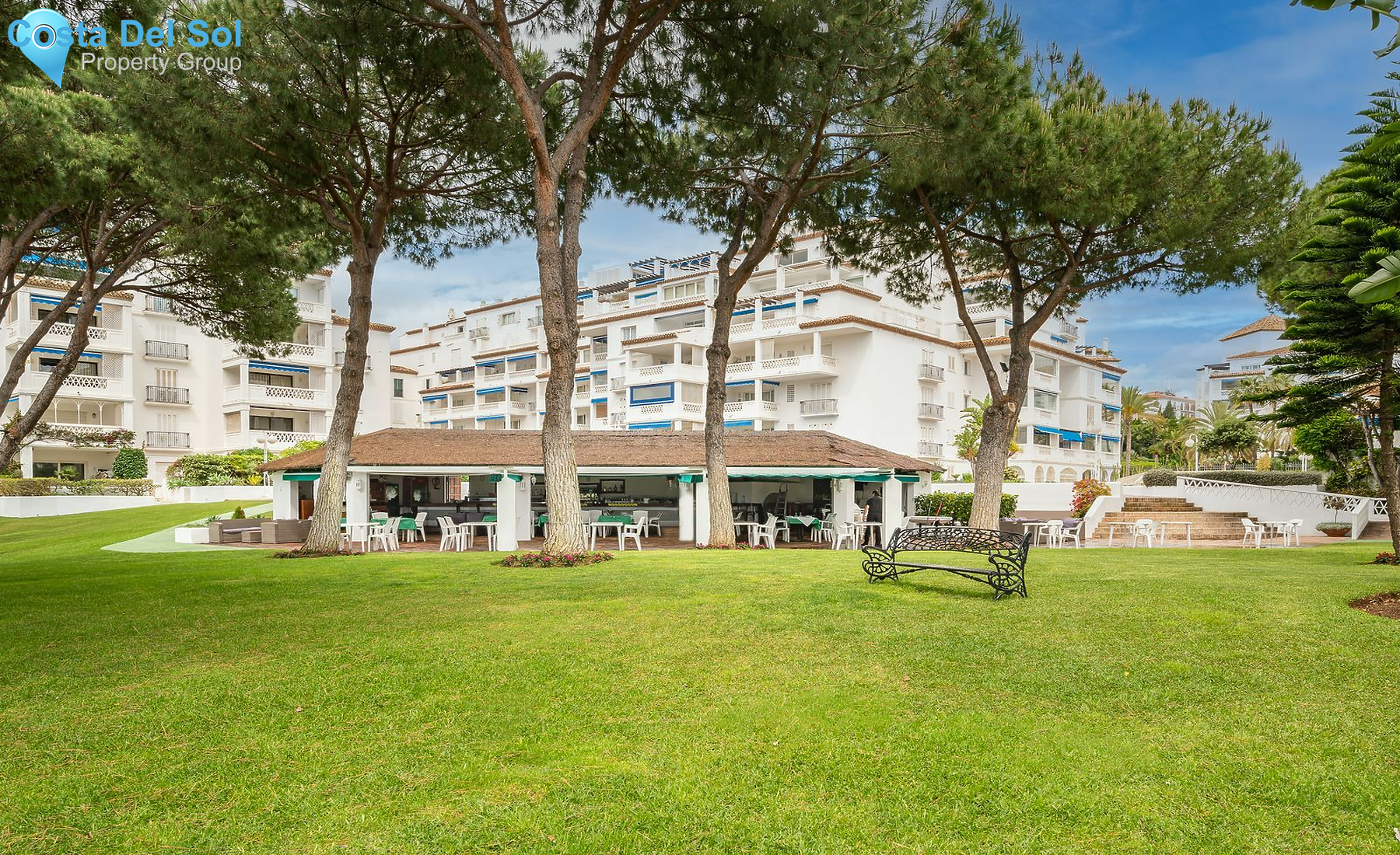 Middle Floor Apartment in Puerto Banús-1545011