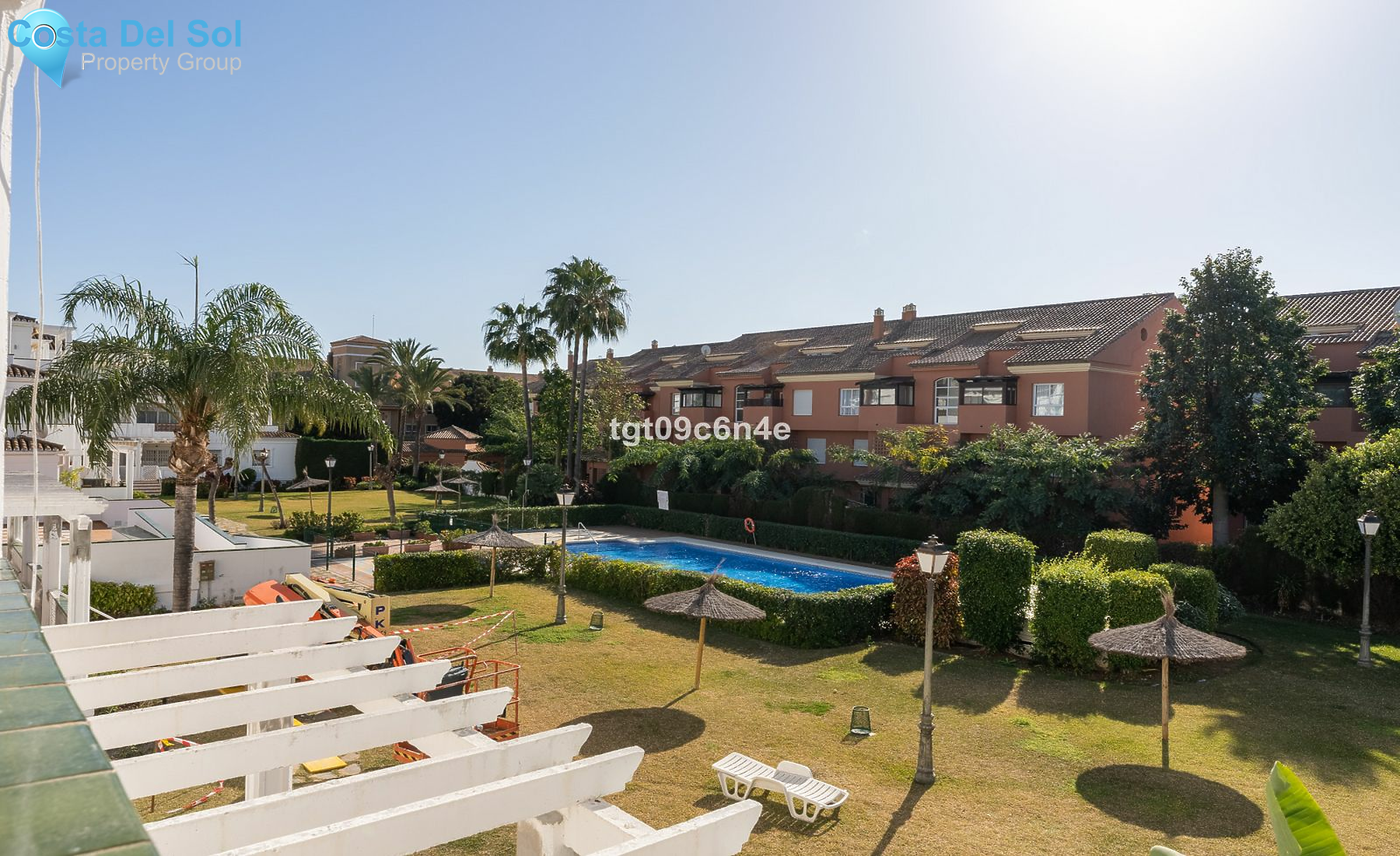 Middle Floor Apartment in Puerto Banús-1550894