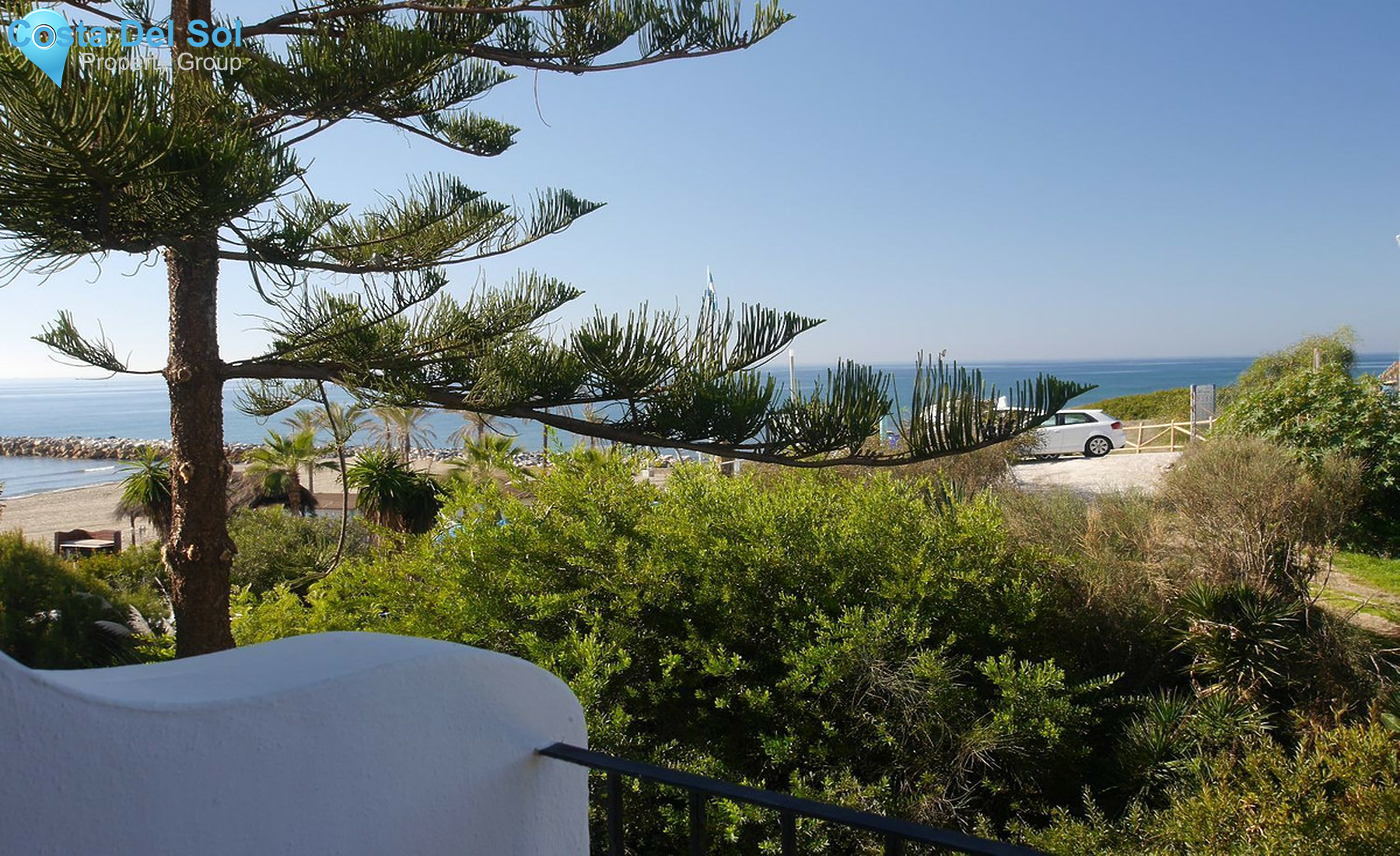 Middle Floor Apartment in Puerto de Cabopino-1272937