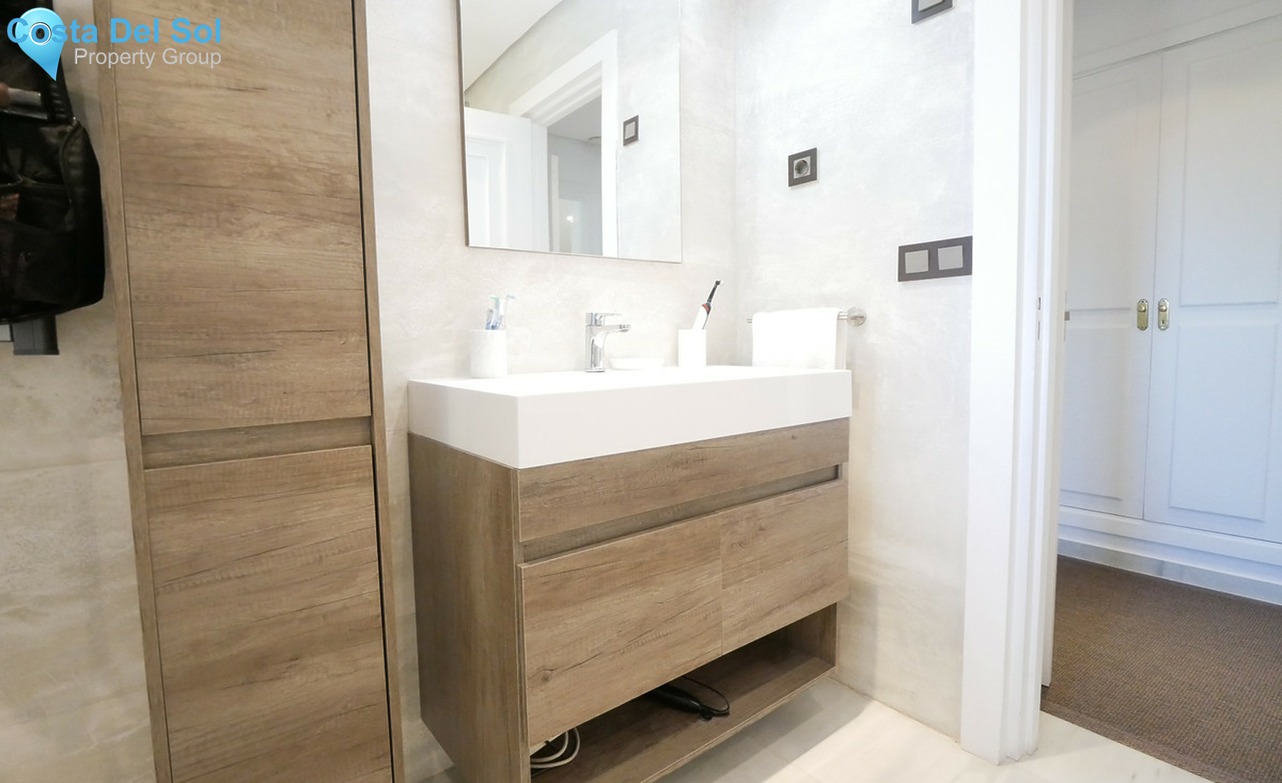 Middle Floor Apartment in Puerto de Cabopino-1347185