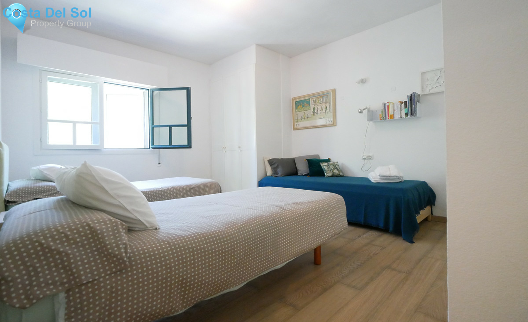 Middle Floor Apartment in Puerto de Cabopino-1347192