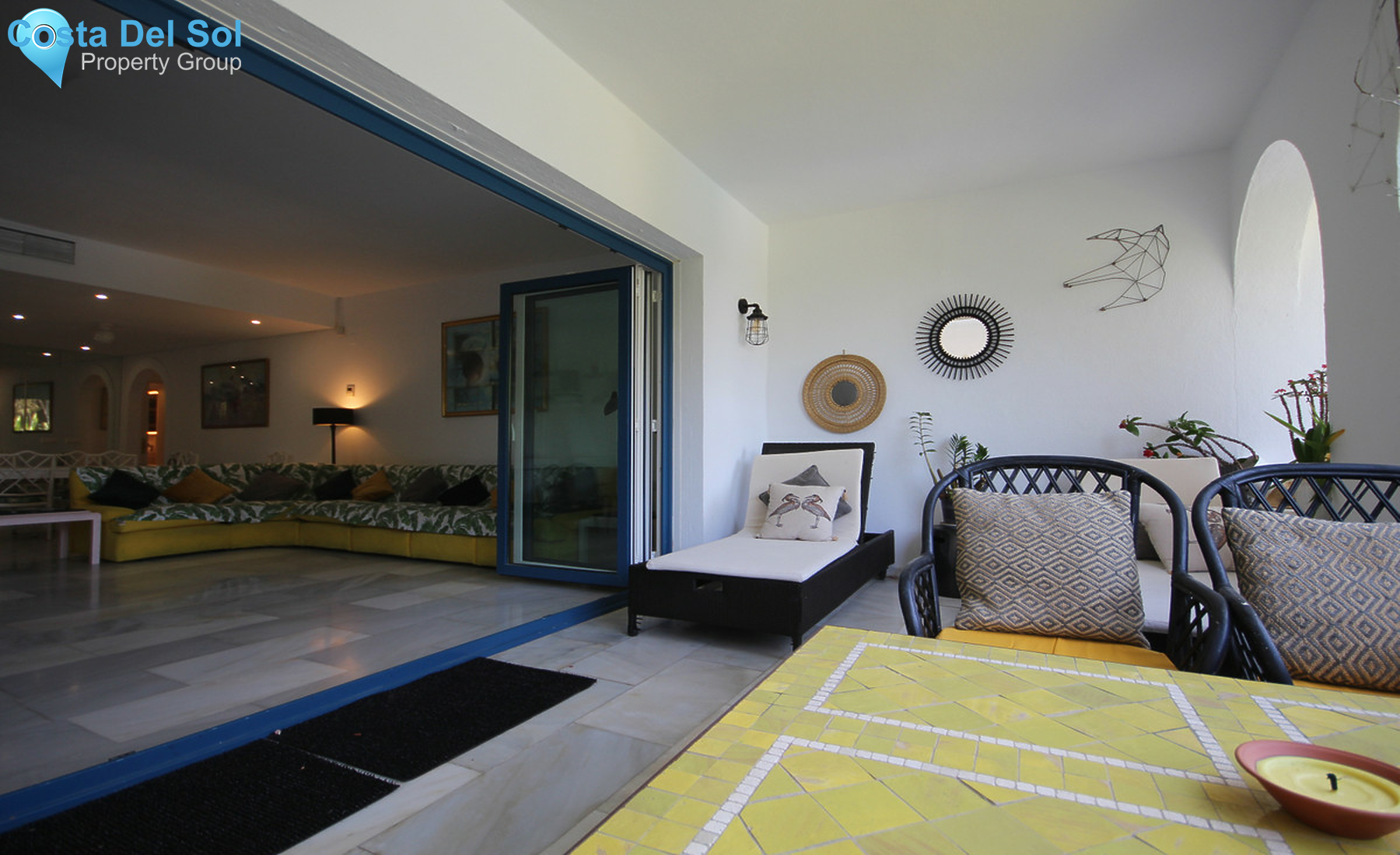 Middle Floor Apartment in Puerto de Cabopino-1347179