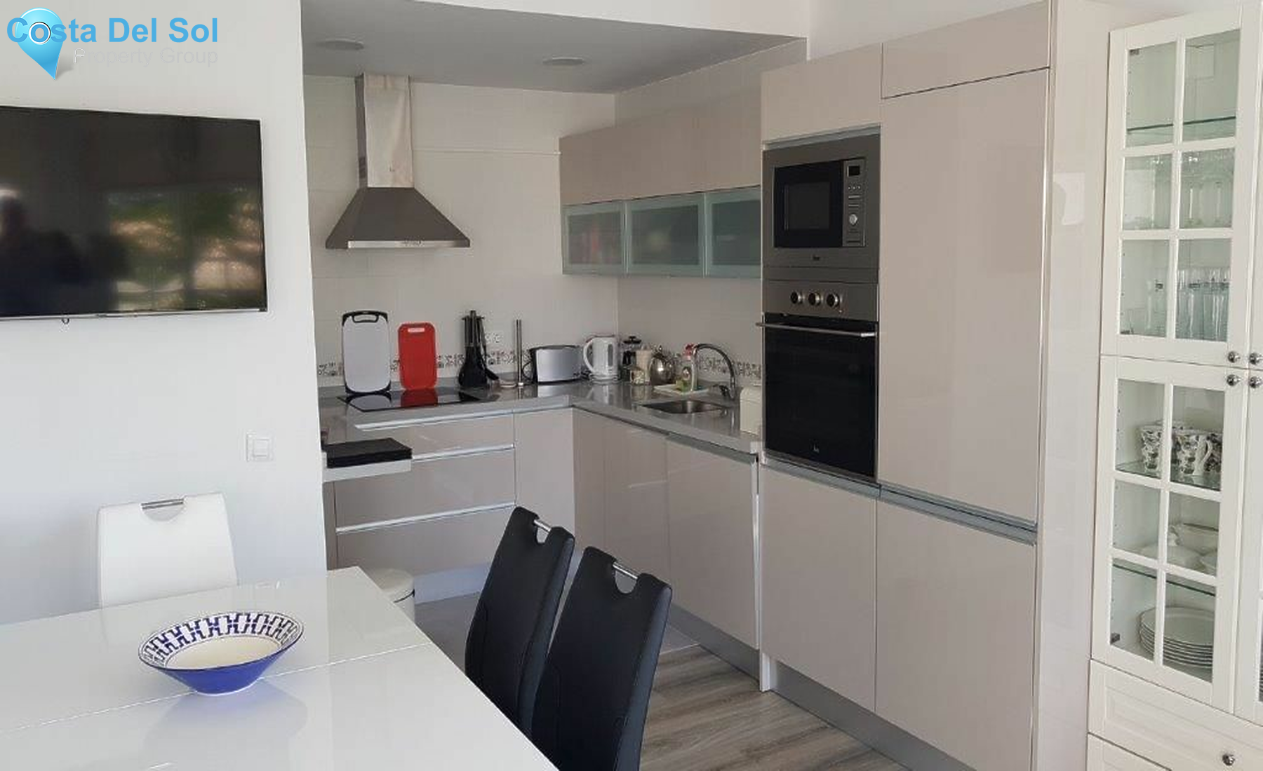 Middle Floor Apartment in Puerto de Cabopino-1136663