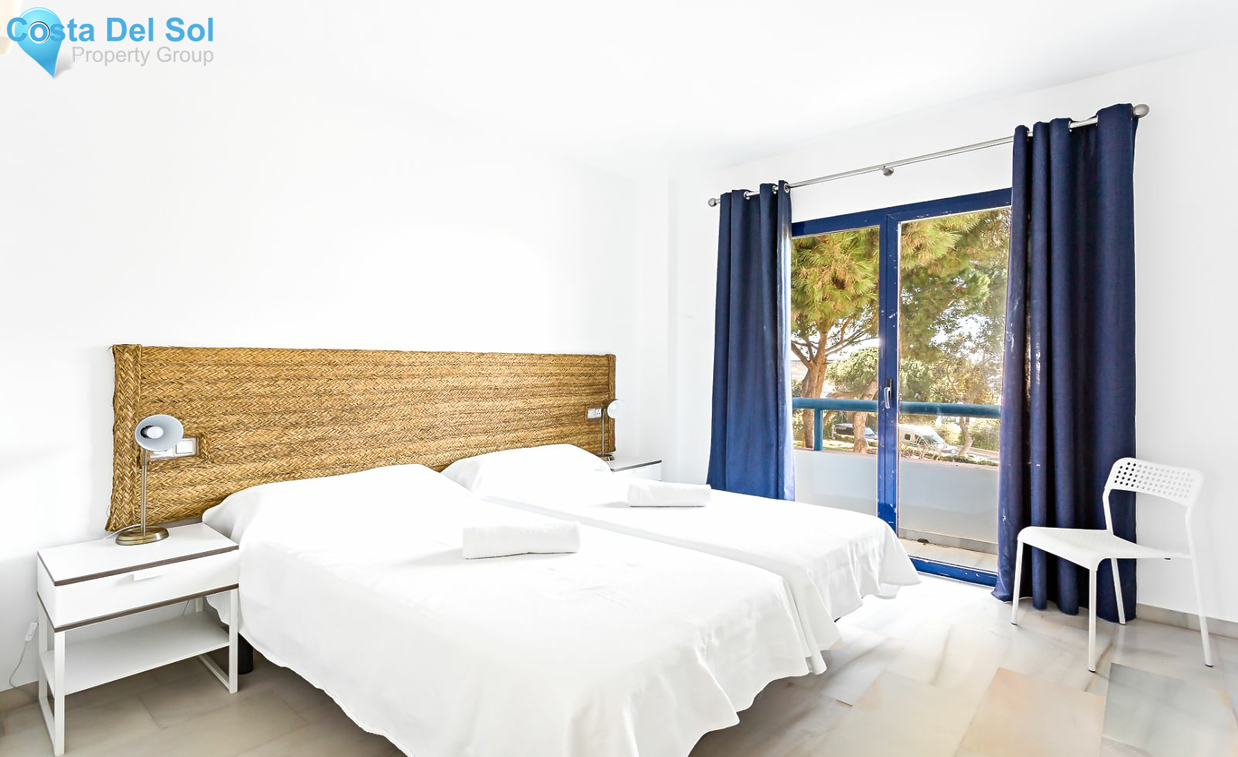 Middle Floor Apartment in Puerto de Cabopino-1206052