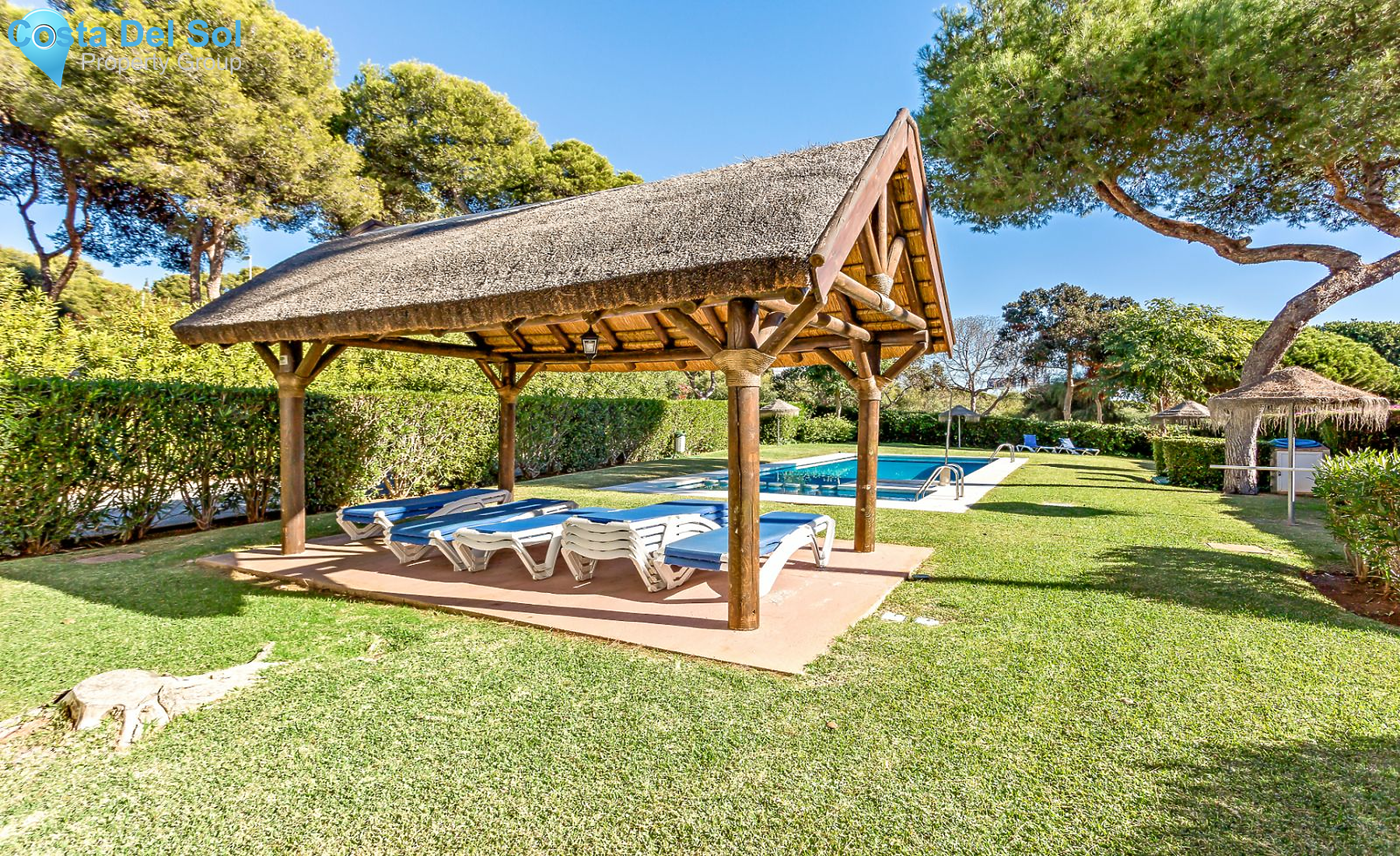 Middle Floor Apartment in Puerto de Cabopino-1206038