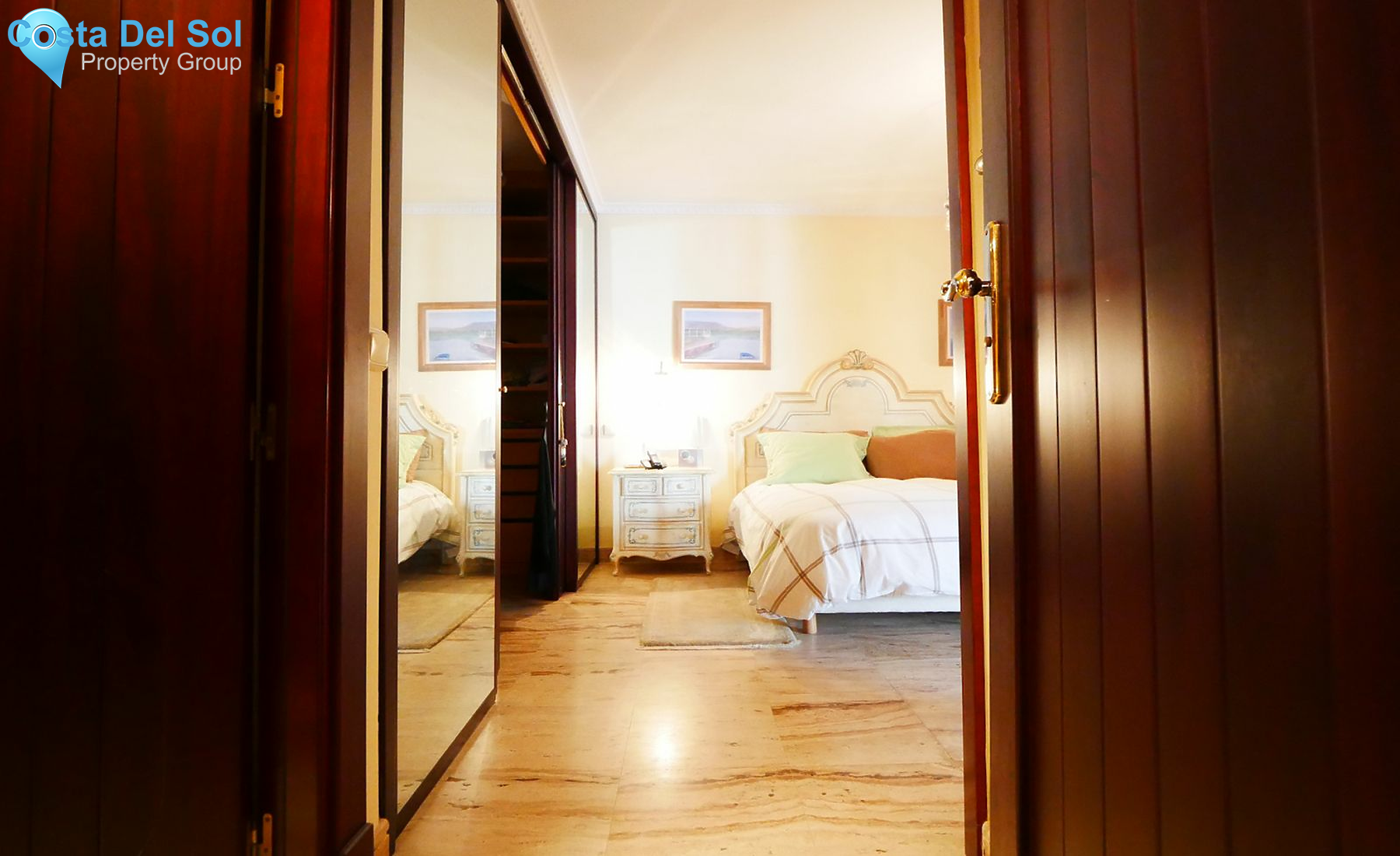 Middle Floor Apartment in Puerto de Cabopino-1229032
