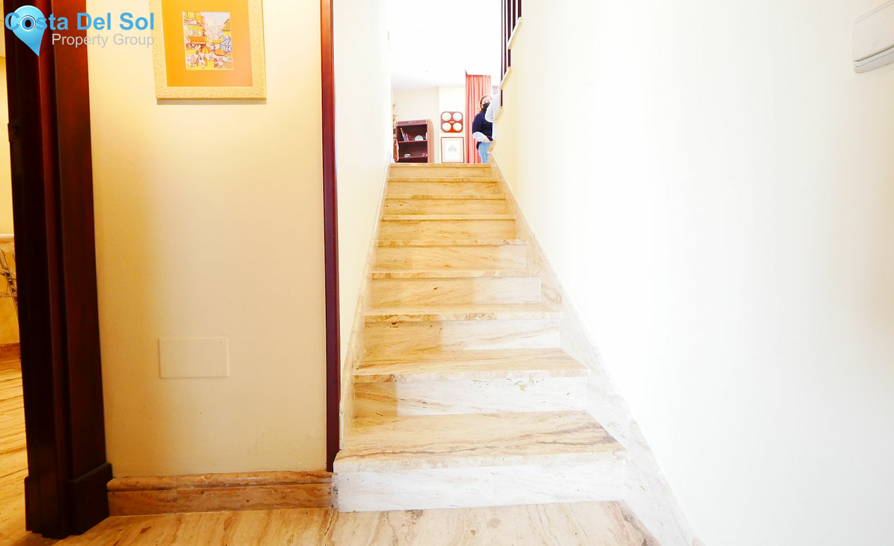 Middle Floor Apartment in Puerto de Cabopino-1229029