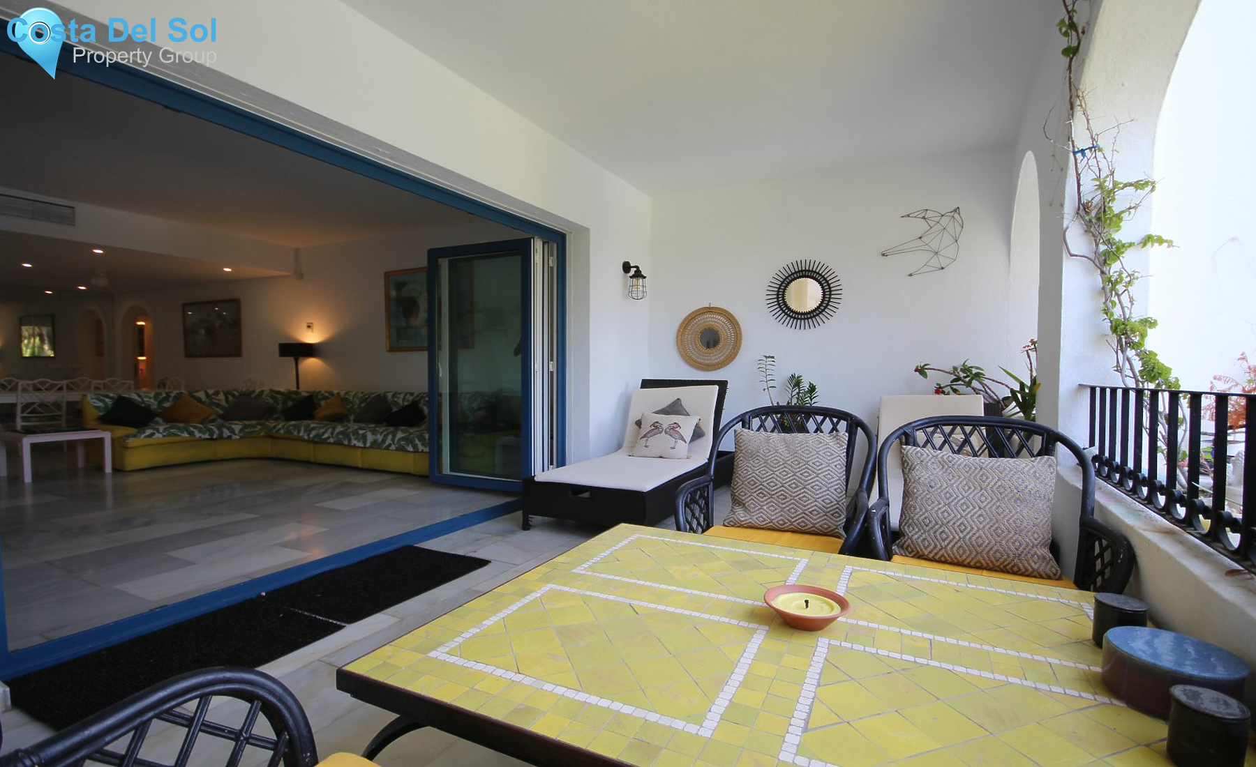Middle Floor Apartment in Puerto de Cabopino-1448342