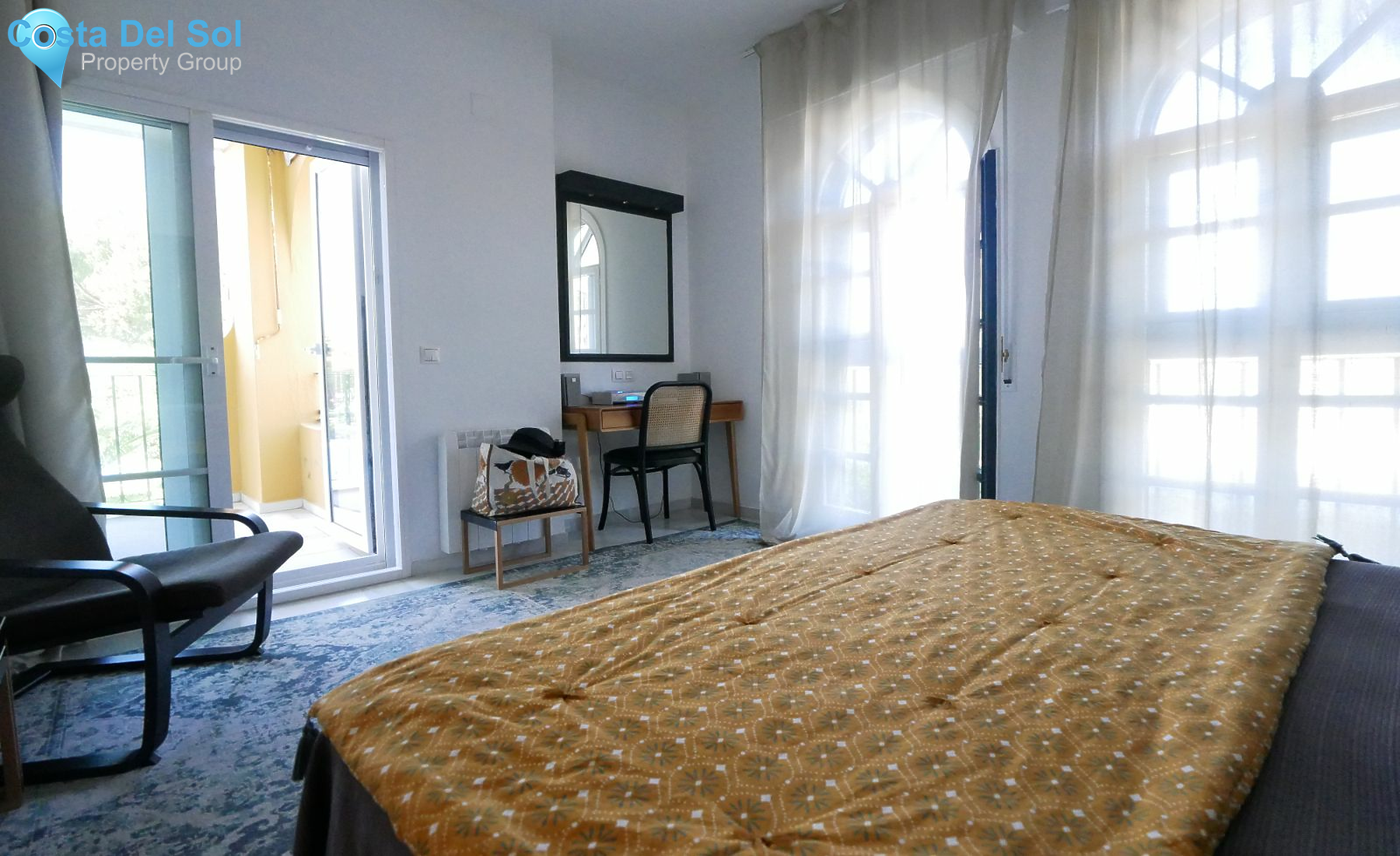 Middle Floor Apartment in Puerto de Cabopino-1448346