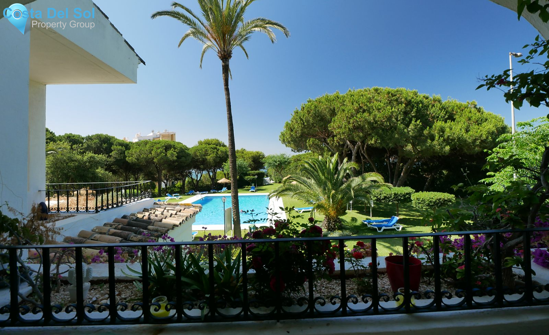 Middle Floor Apartment in Puerto de Cabopino-1448336