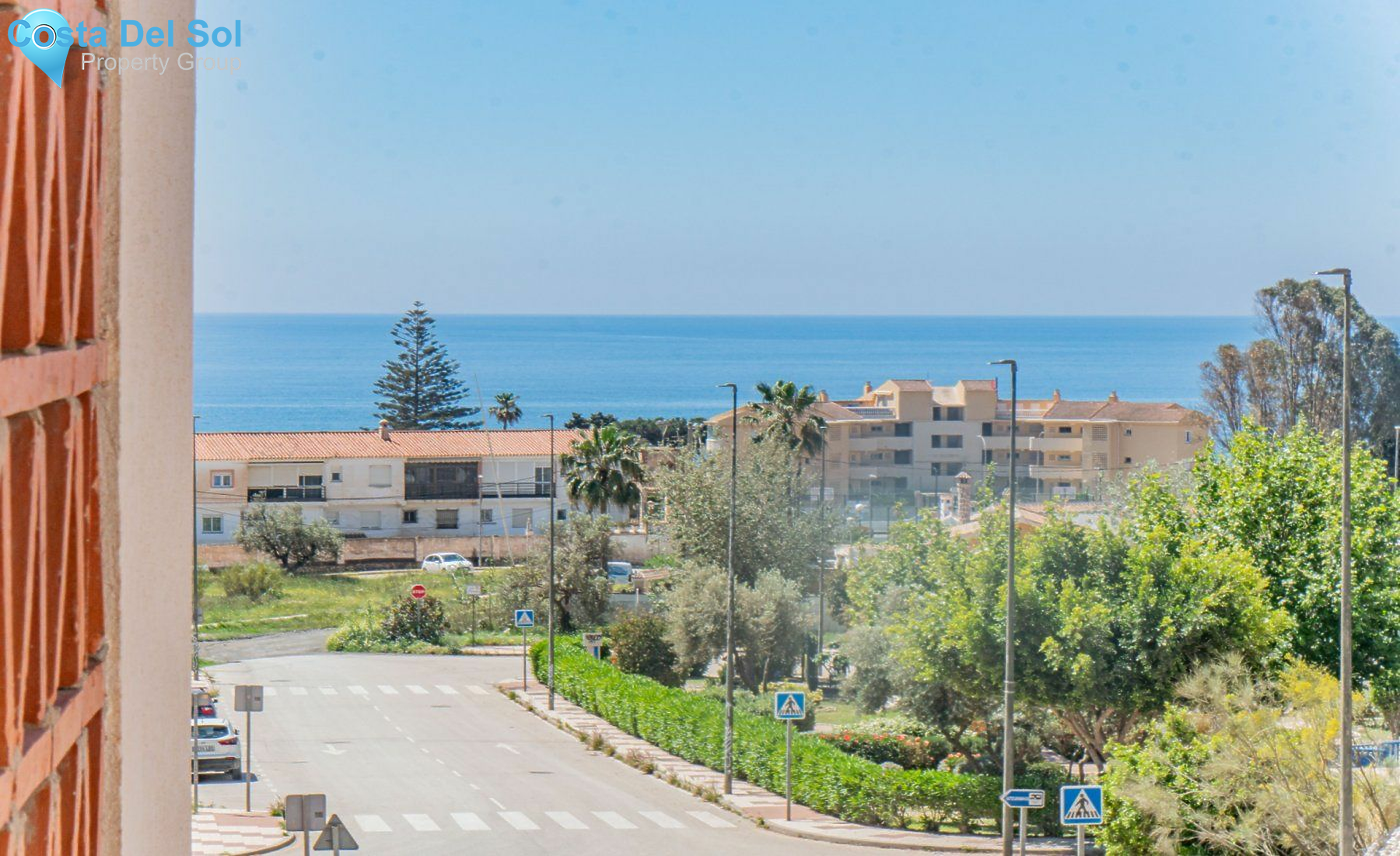 Middle Floor Apartment in Rincón de la Victoria-1494078