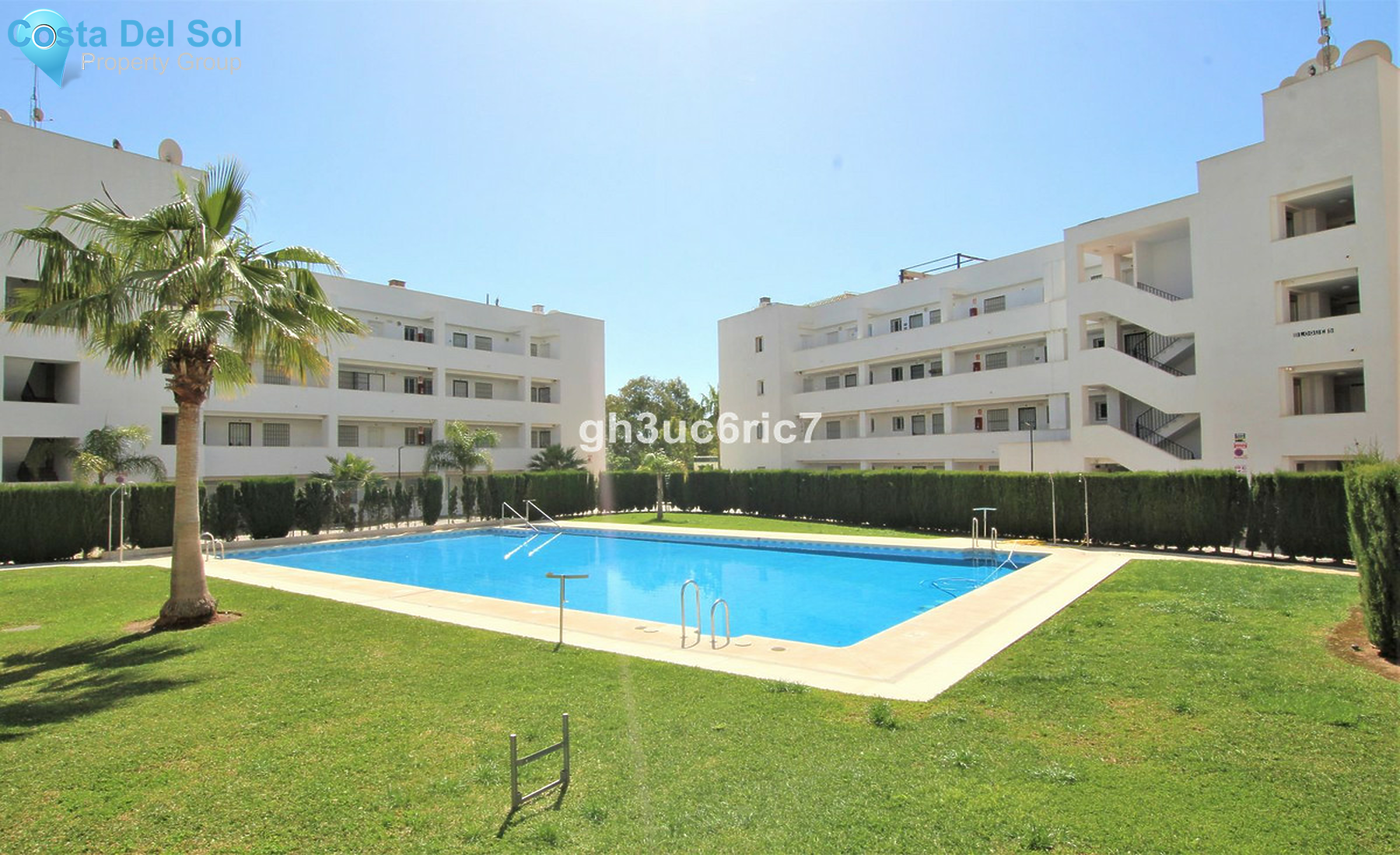 Middle Floor Apartment in Riviera del Sol-1246907