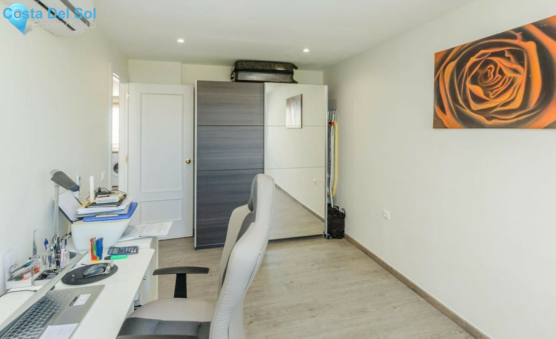 Middle Floor Apartment in Riviera del Sol-1271937