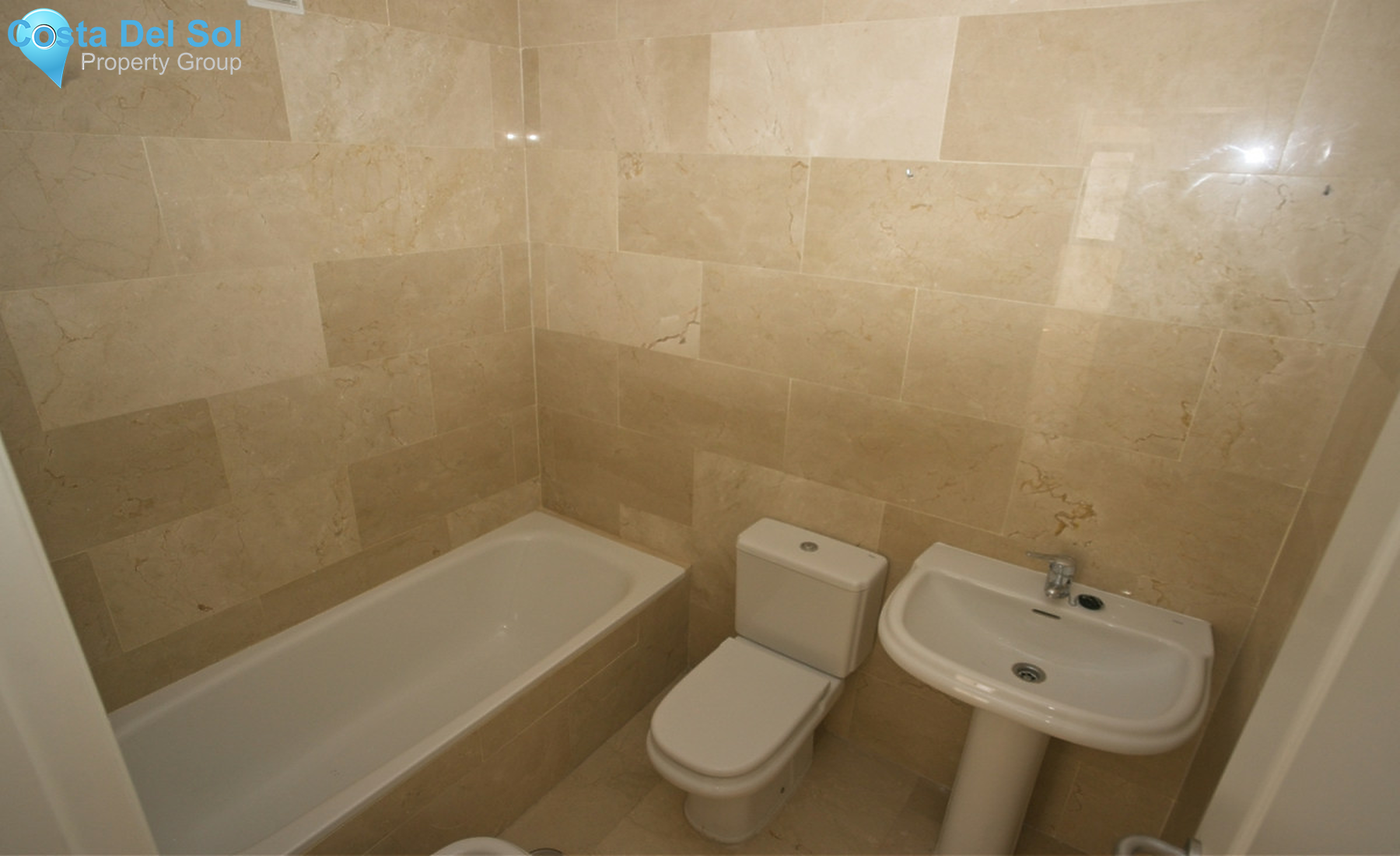 Middle Floor Apartment in Riviera del Sol-1356299