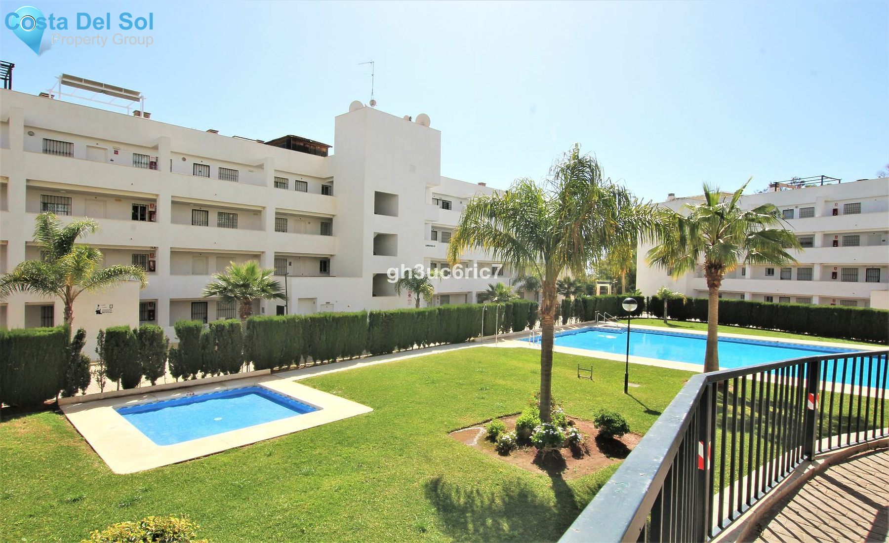 Middle Floor Apartment in Riviera del Sol-1127935