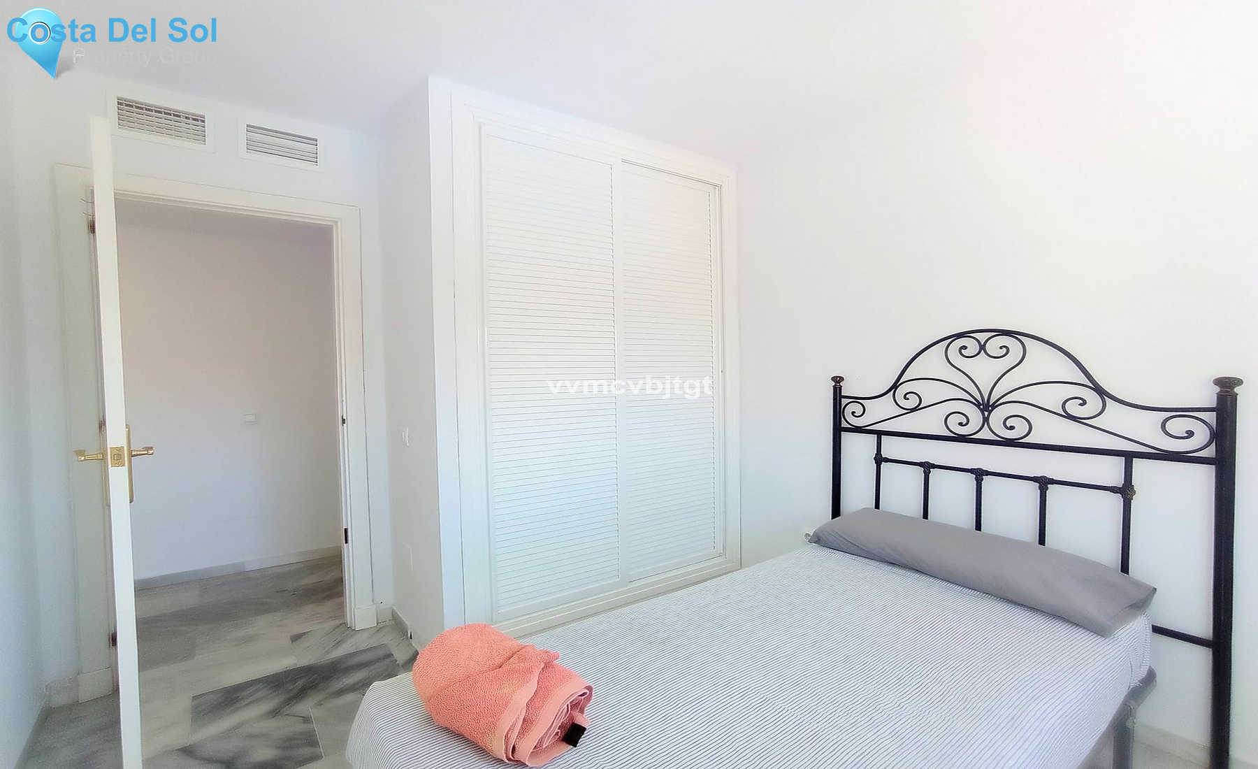 Middle Floor Apartment in Riviera del Sol-1442477