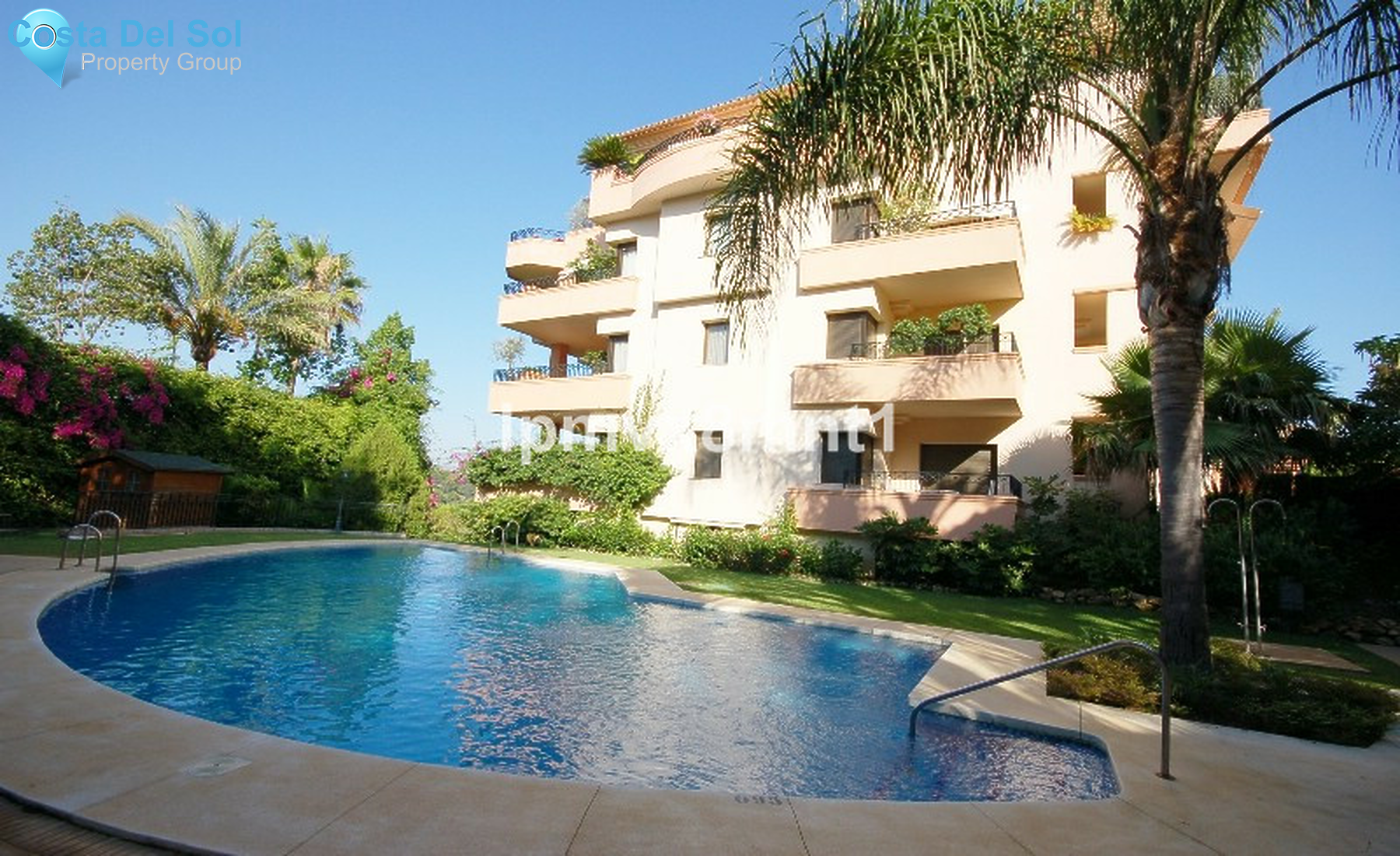 Middle Floor Apartment in Río Real-1289654