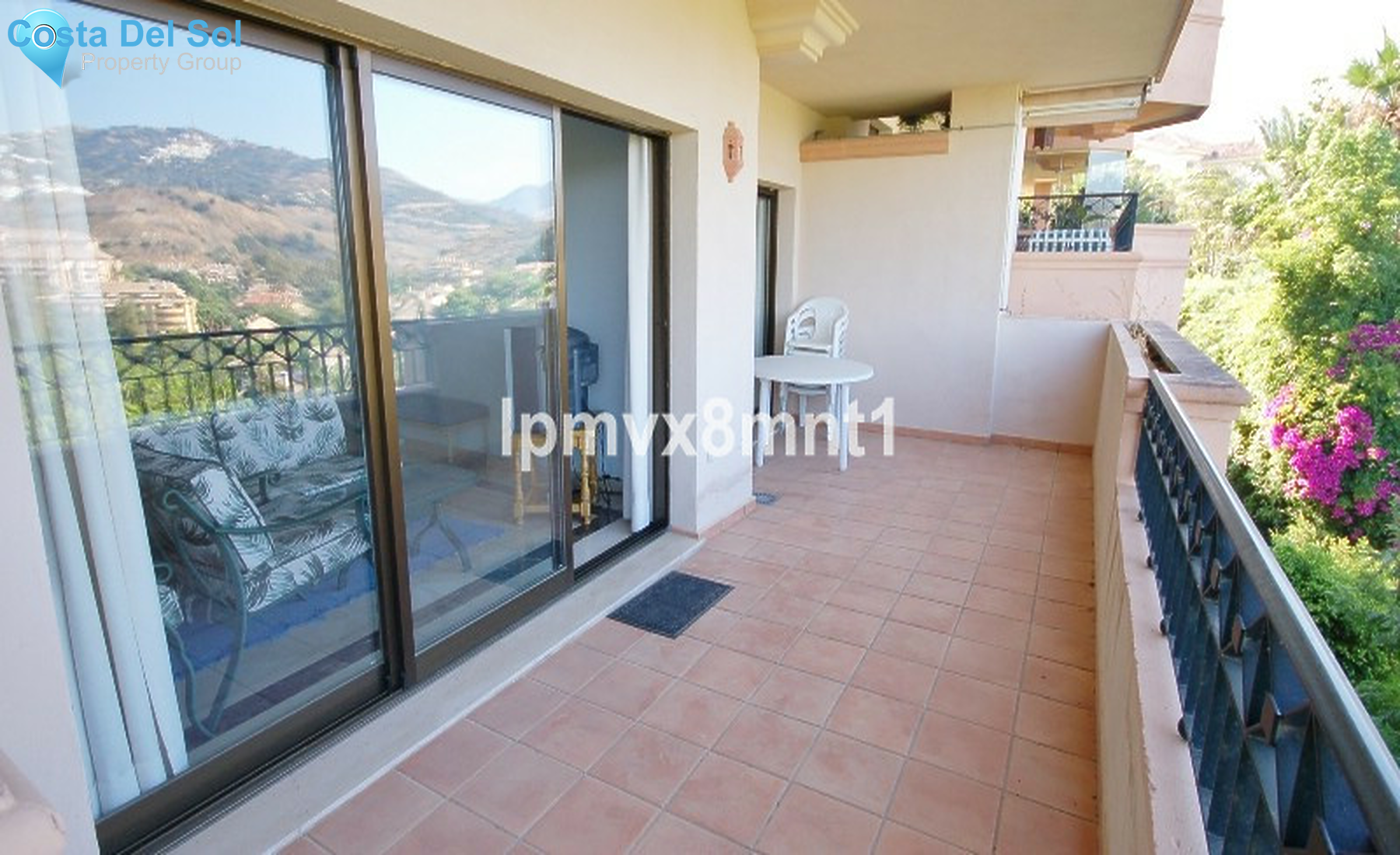 Middle Floor Apartment in Río Real-1289657