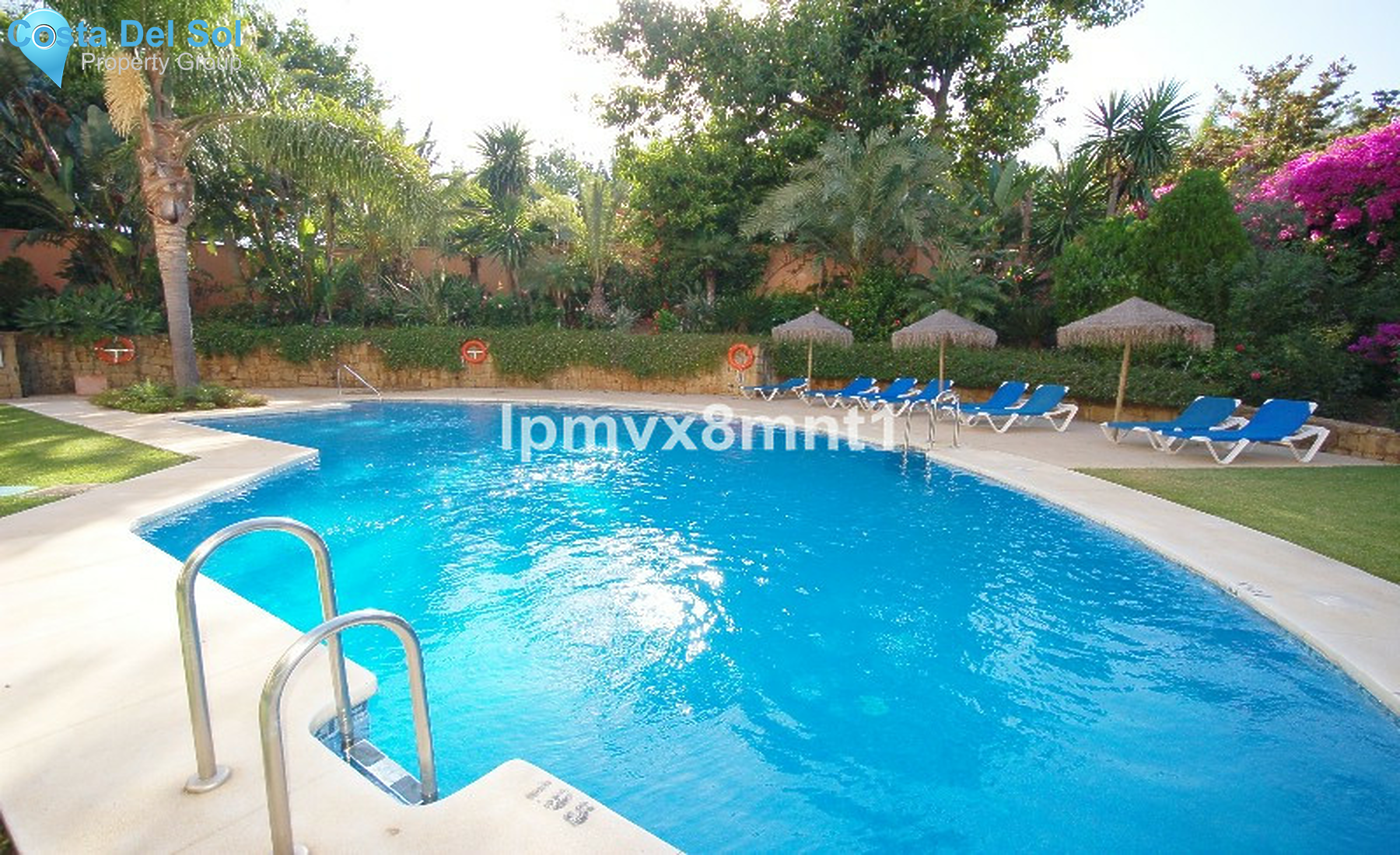 Middle Floor Apartment in Río Real-1289644