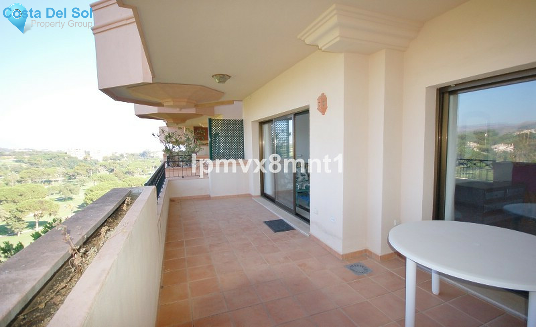 Middle Floor Apartment in Río Real-1289645