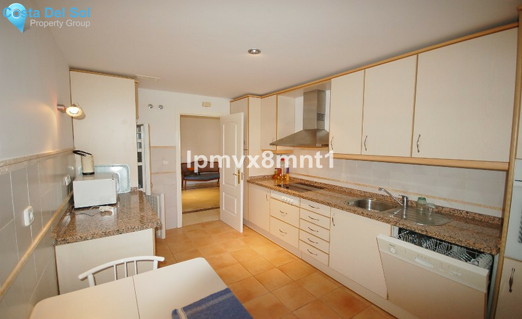 Middle Floor Apartment in Río Real-1289648