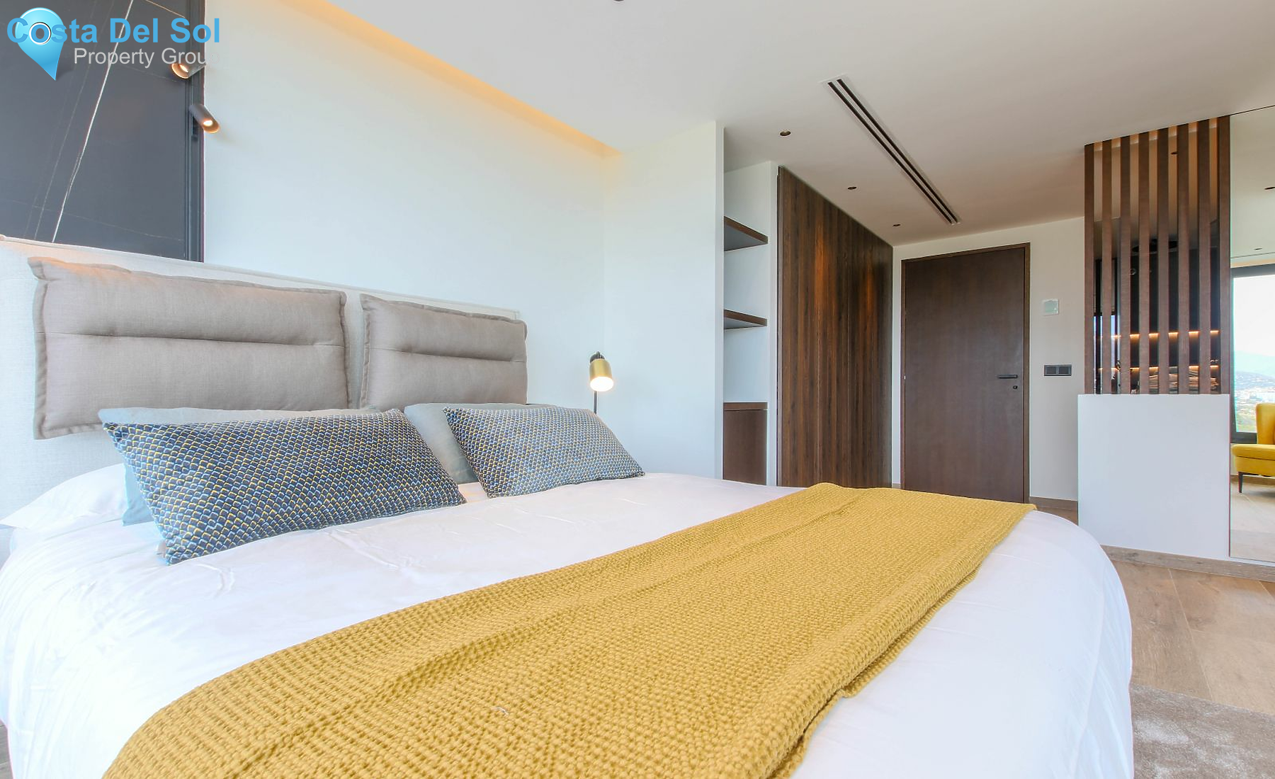 Middle Floor Apartment in Río Real-1211070