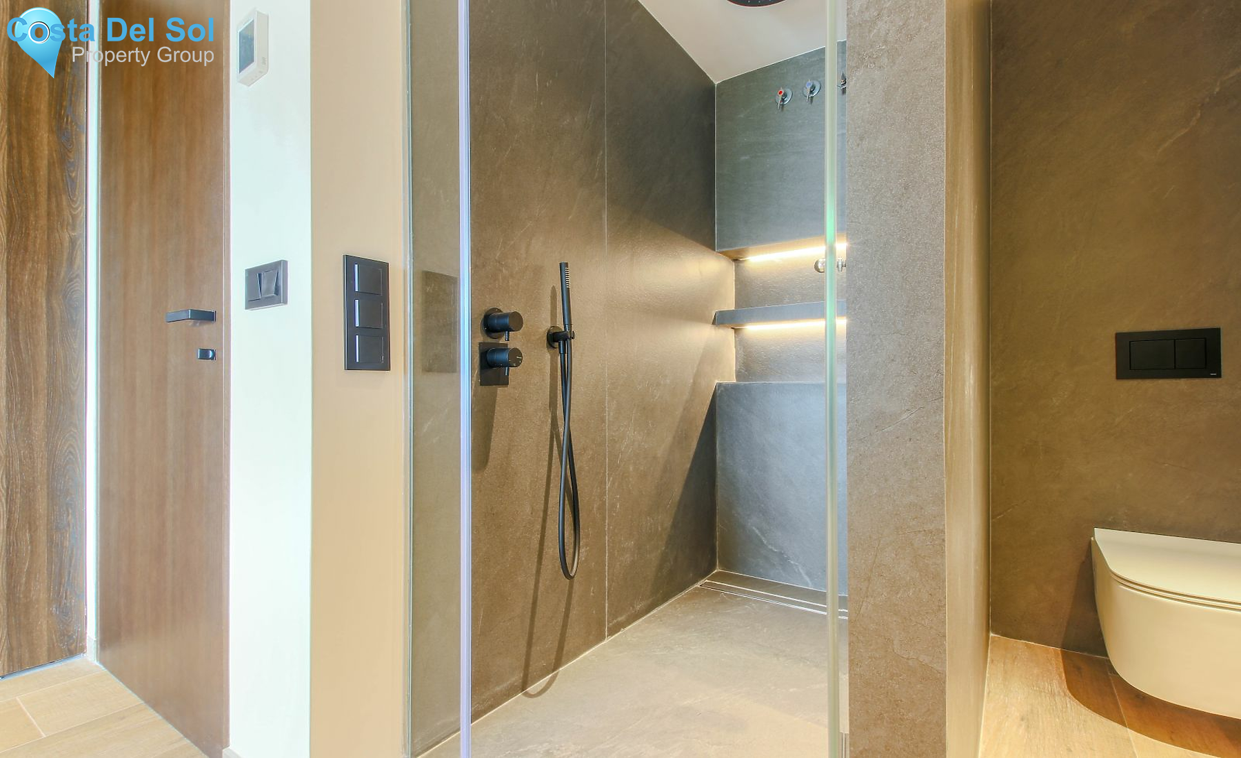 Middle Floor Apartment in Río Real-1211073