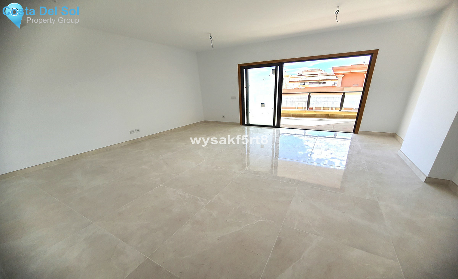 Middle Floor Apartment in San Luis de Sabinillas-1300185