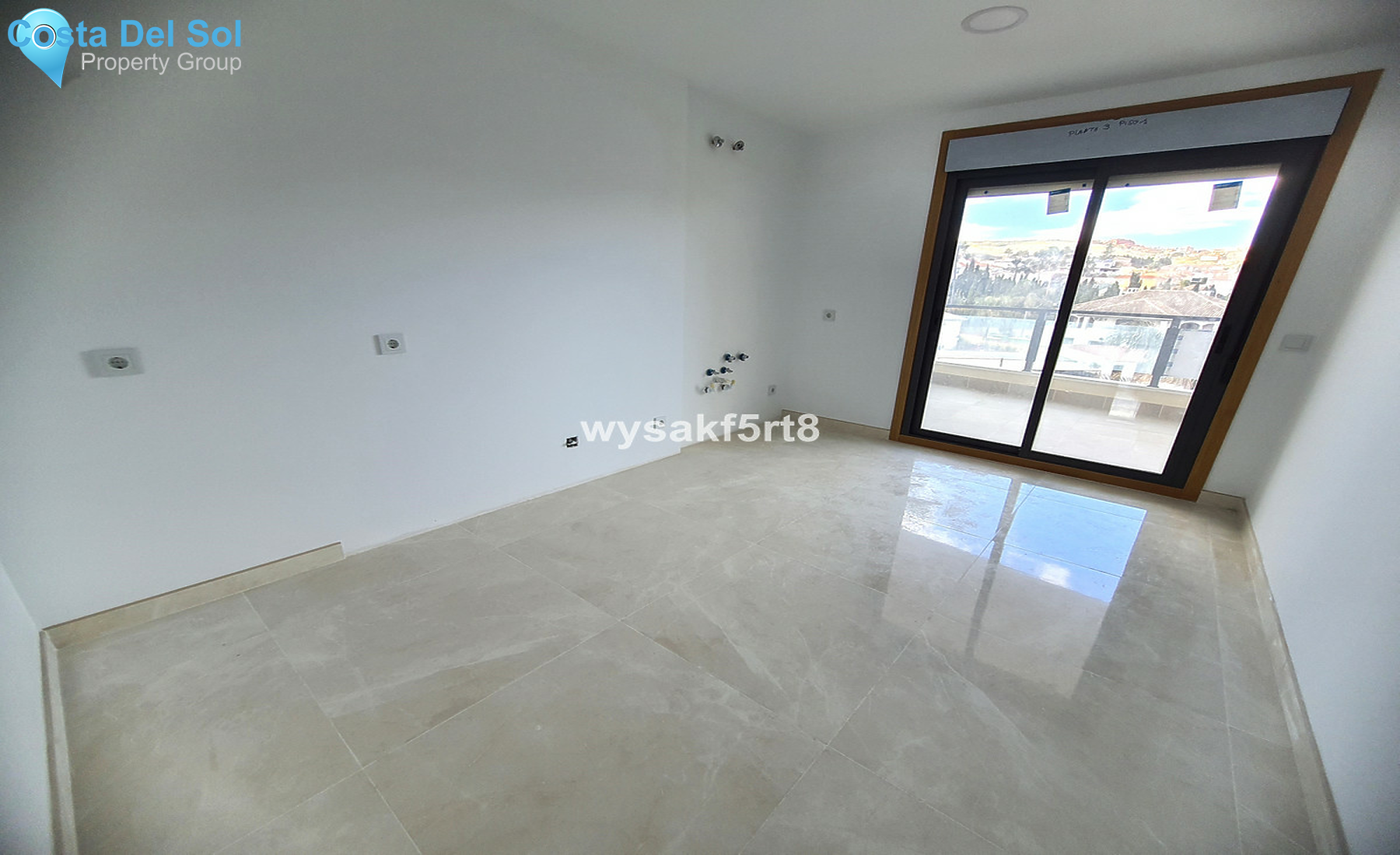 Middle Floor Apartment in San Luis de Sabinillas-1300186