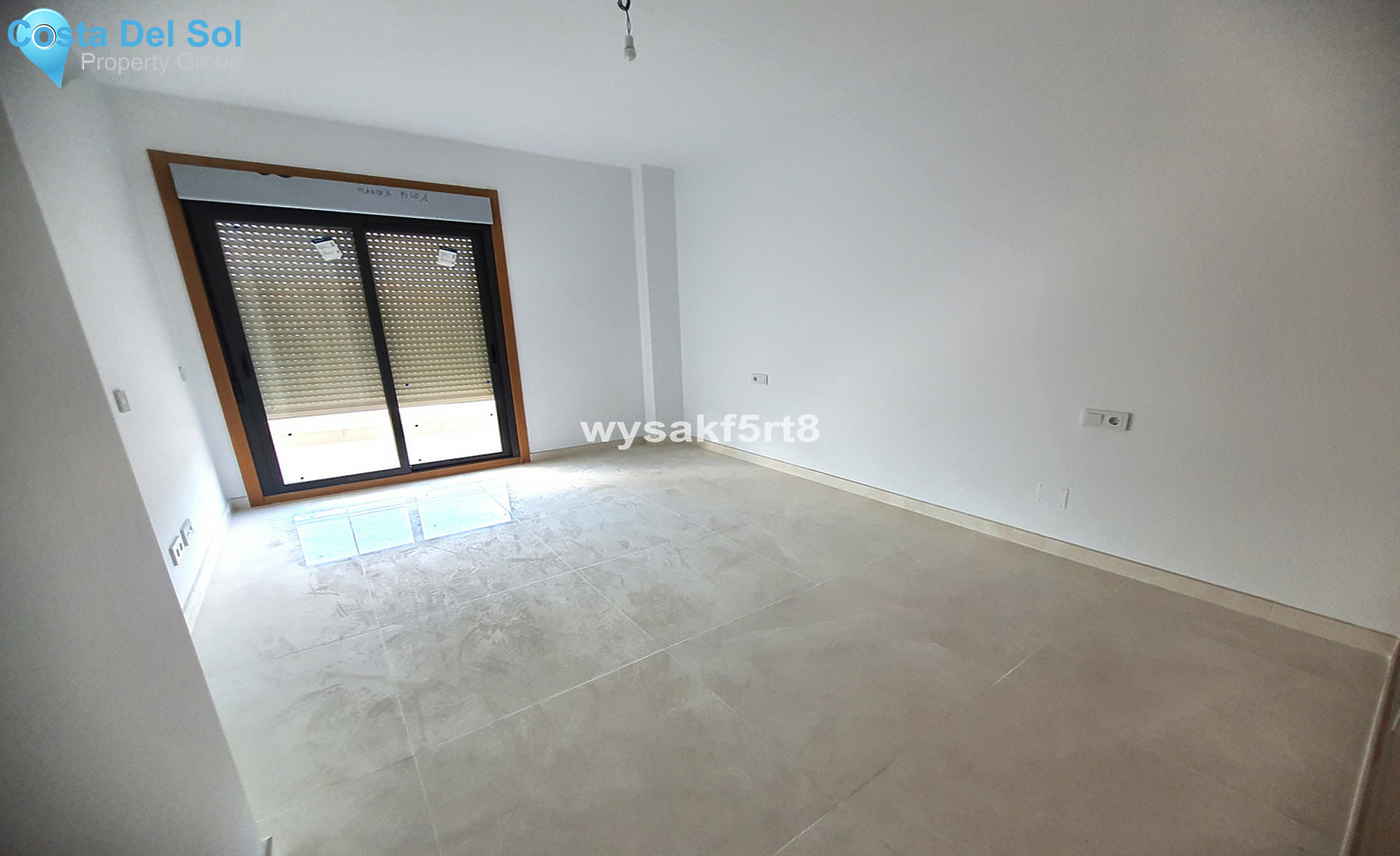 Middle Floor Apartment in San Luis de Sabinillas-1300189
