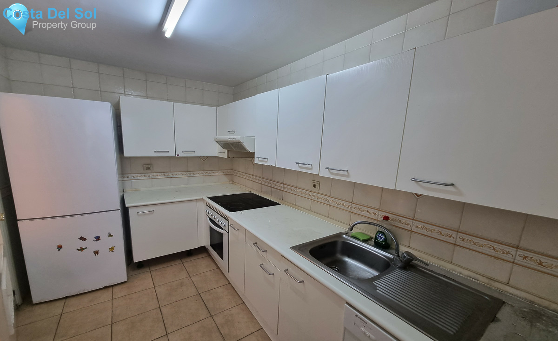 Middle Floor Apartment in San Luis de Sabinillas-1320776