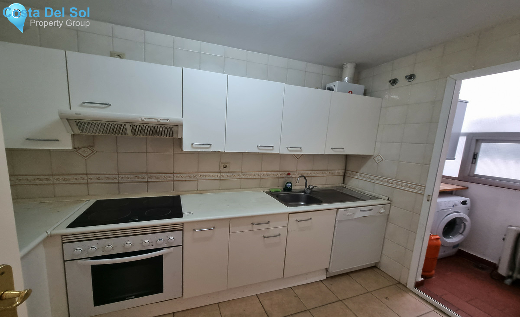 Middle Floor Apartment in San Luis de Sabinillas-1320777