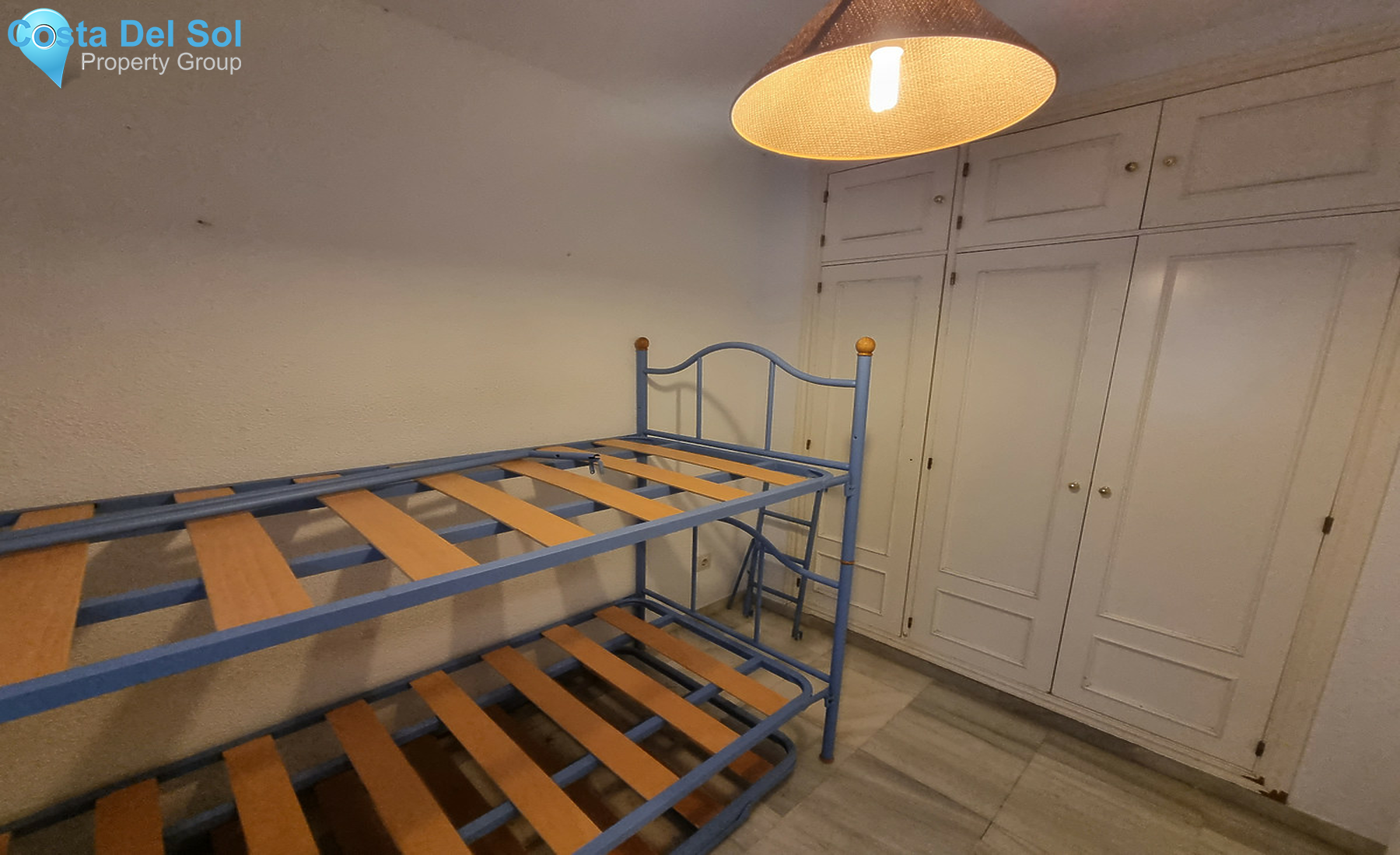 Middle Floor Apartment in San Luis de Sabinillas-1320784