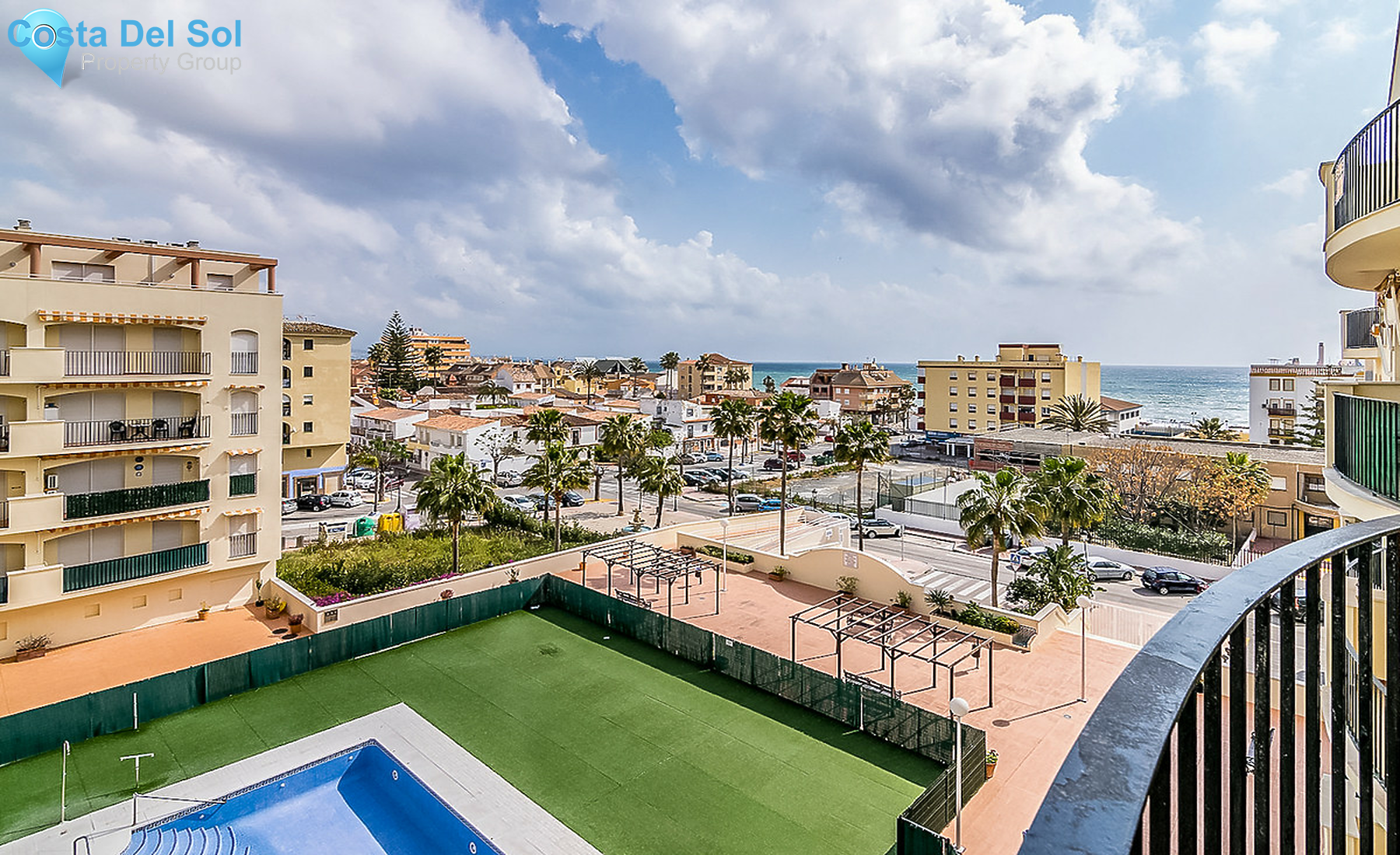 Middle Floor Apartment in San Luis de Sabinillas-1354050