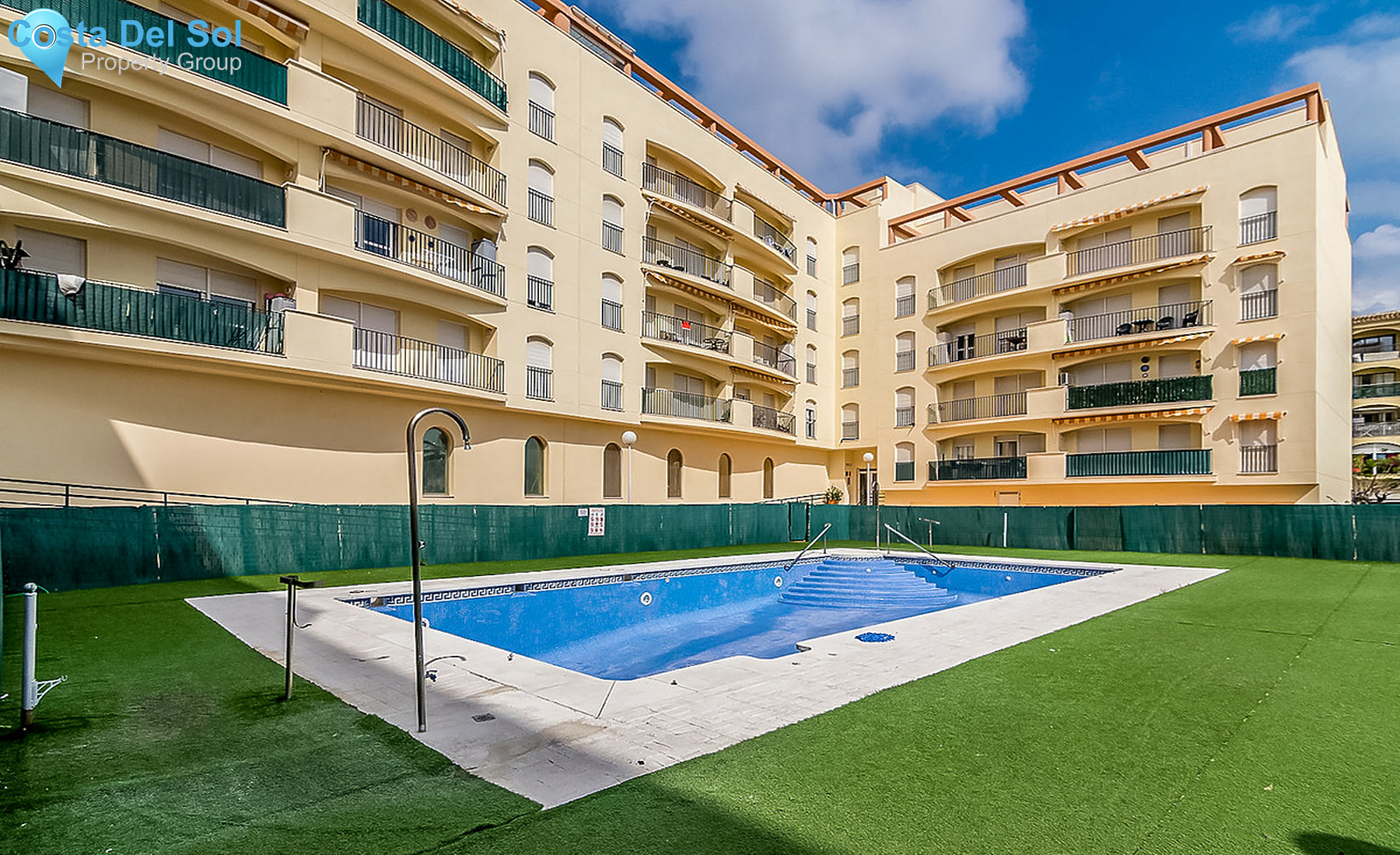 Middle Floor Apartment in San Luis de Sabinillas-1354055