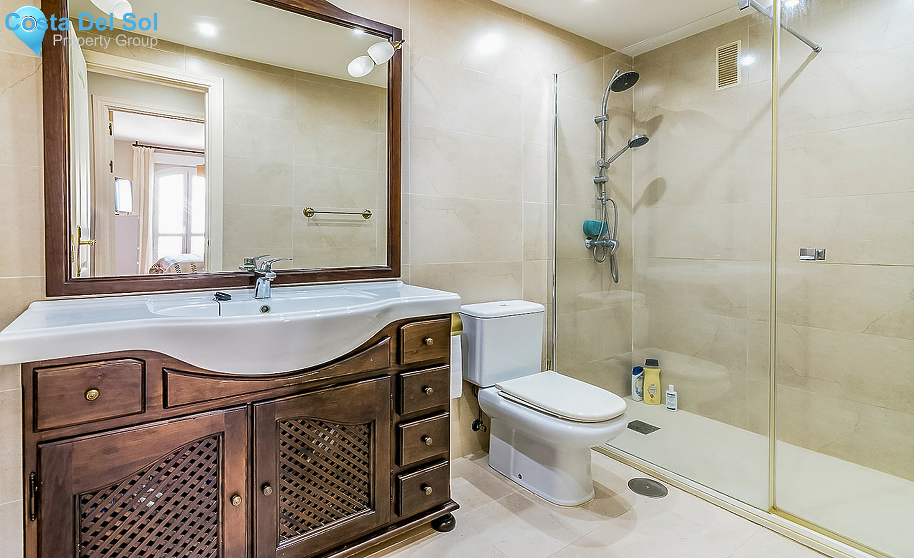 Middle Floor Apartment in San Luis de Sabinillas-1354040