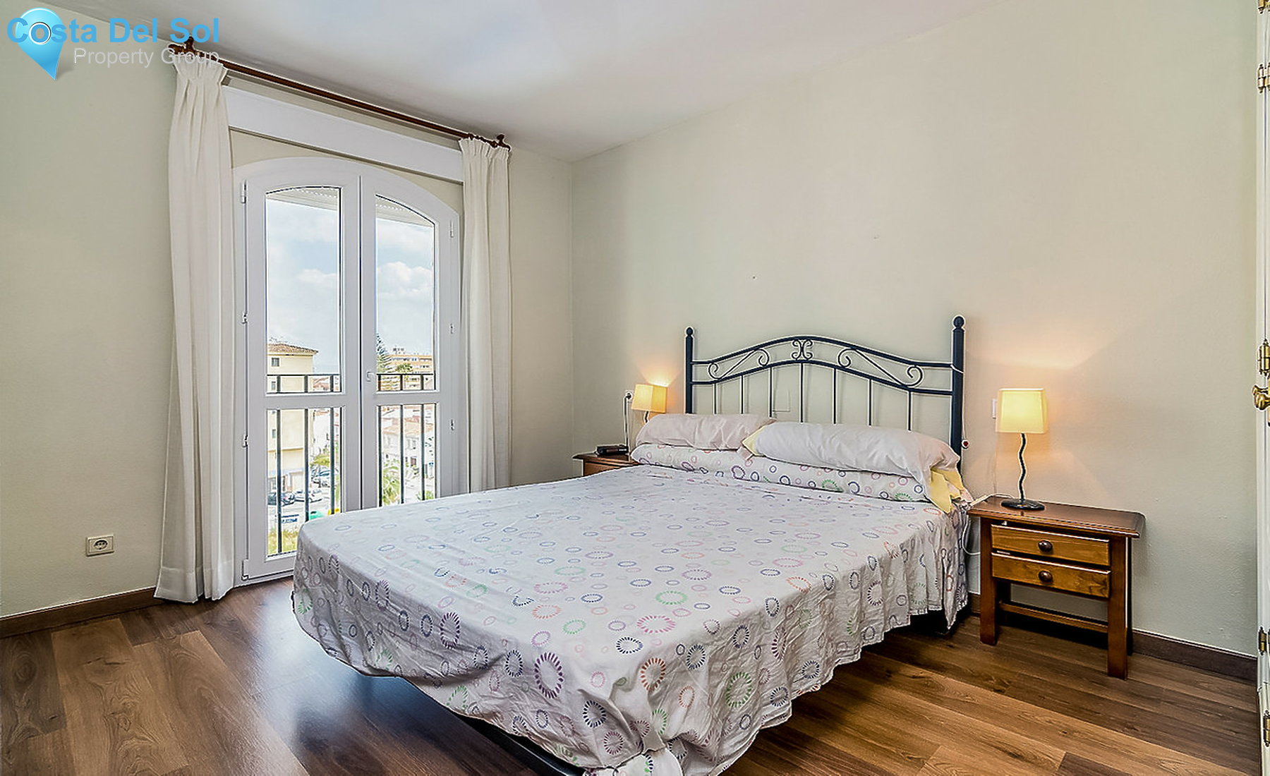 Middle Floor Apartment in San Luis de Sabinillas-1354042