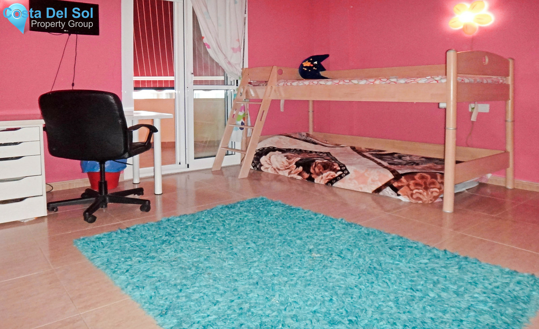 Middle Floor Apartment in San Luis de Sabinillas-1356591