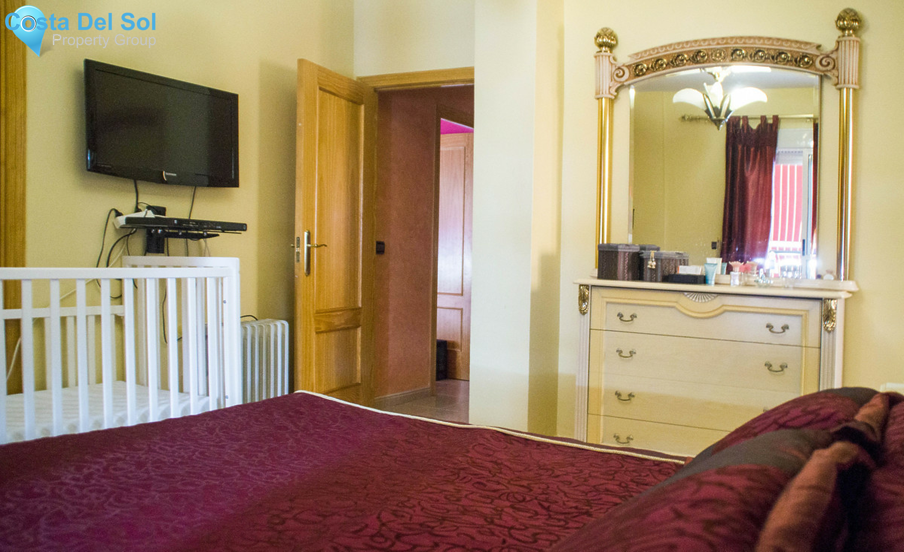 Middle Floor Apartment in San Luis de Sabinillas-1356595