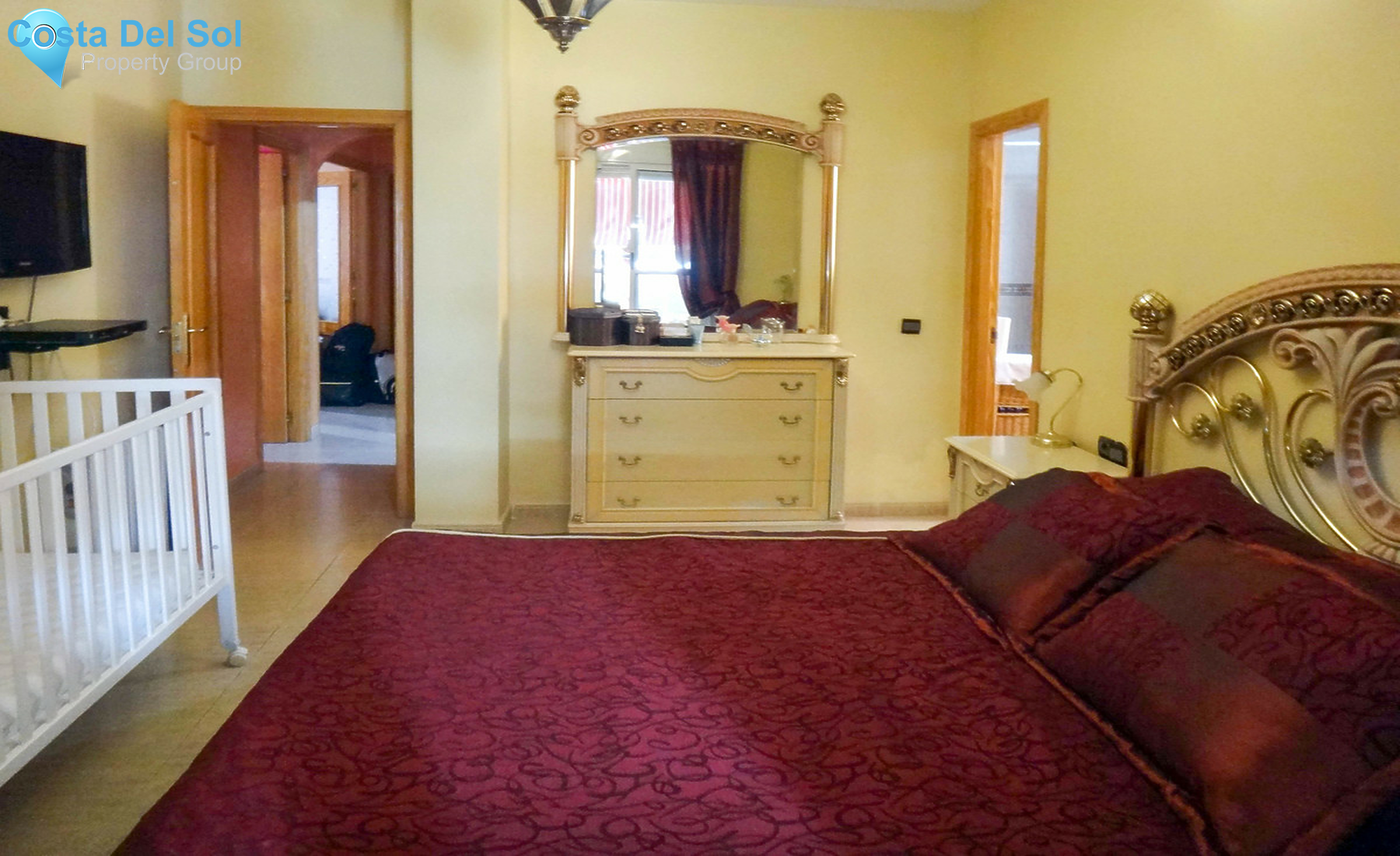 Middle Floor Apartment in San Luis de Sabinillas-1356585