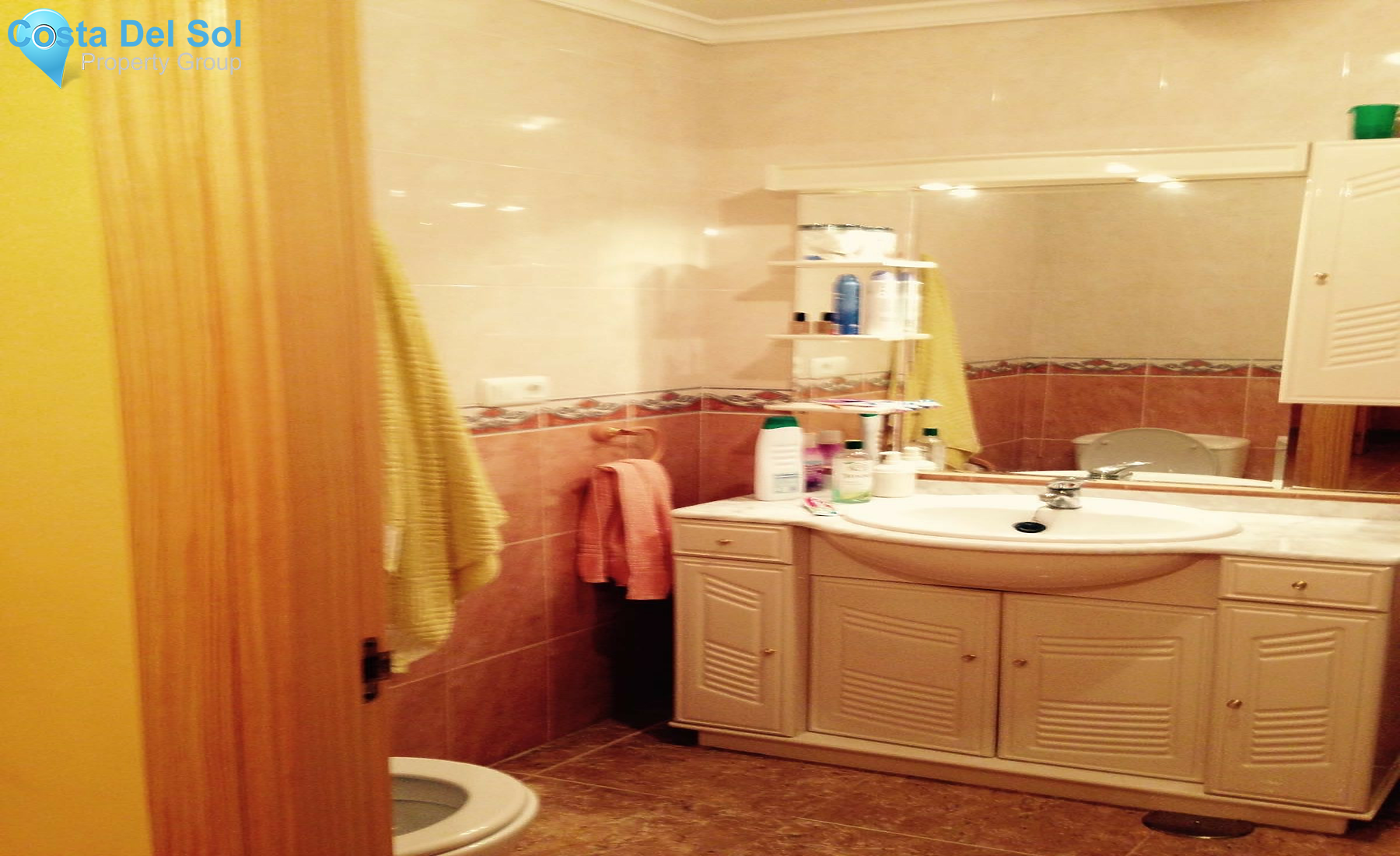 Middle Floor Apartment in San Luis de Sabinillas-1358779