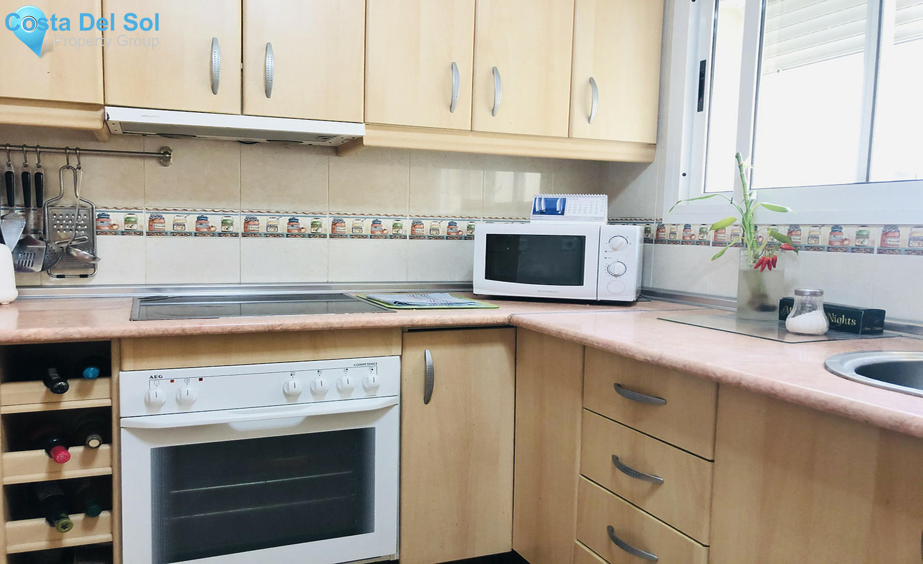 Middle Floor Apartment in San Luis de Sabinillas-1358902