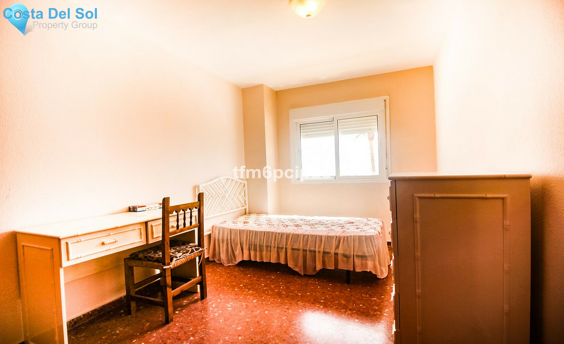 Middle Floor Apartment in San Luis de Sabinillas-1459627