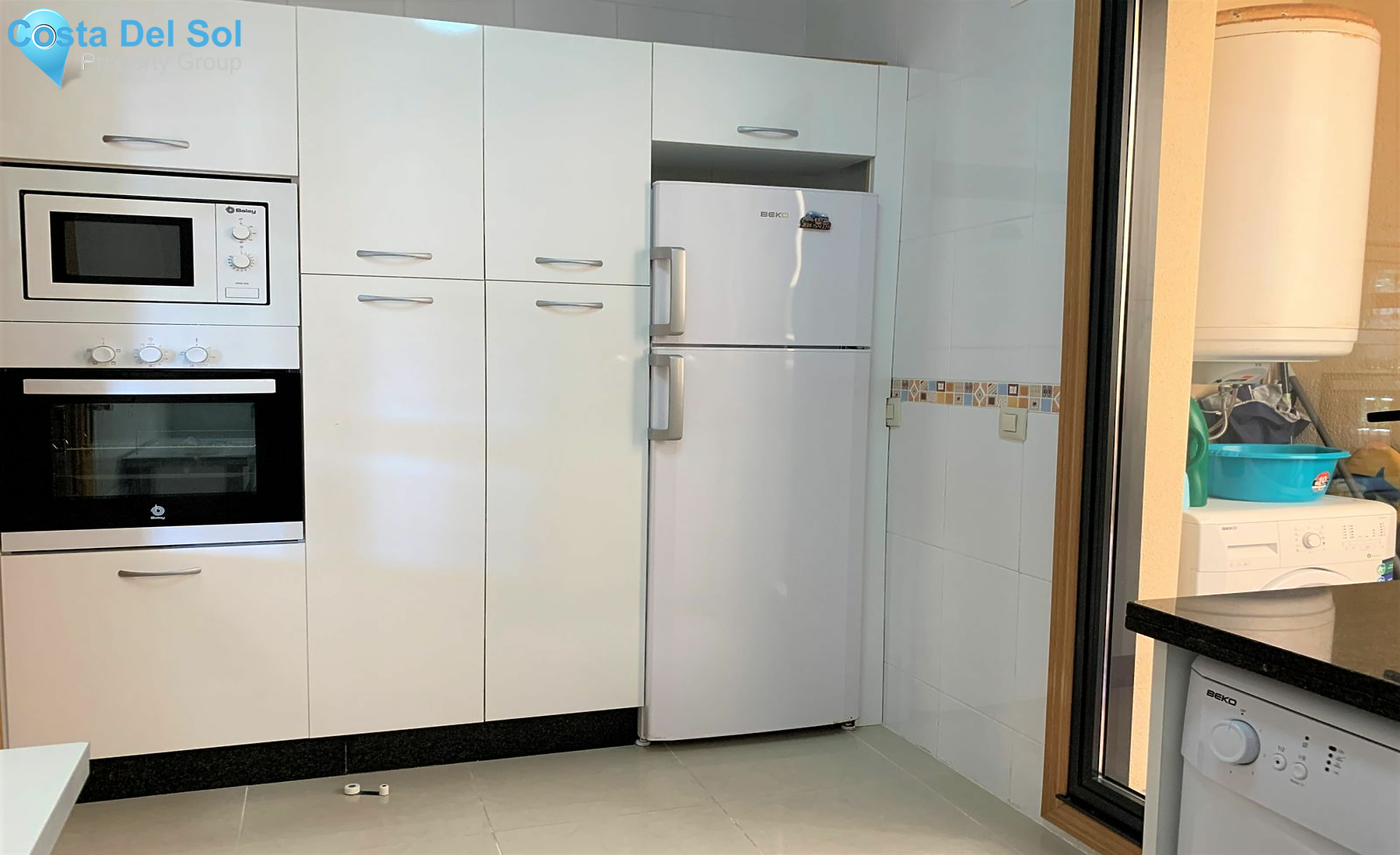 Middle Floor Apartment in San Luis de Sabinillas-1131371