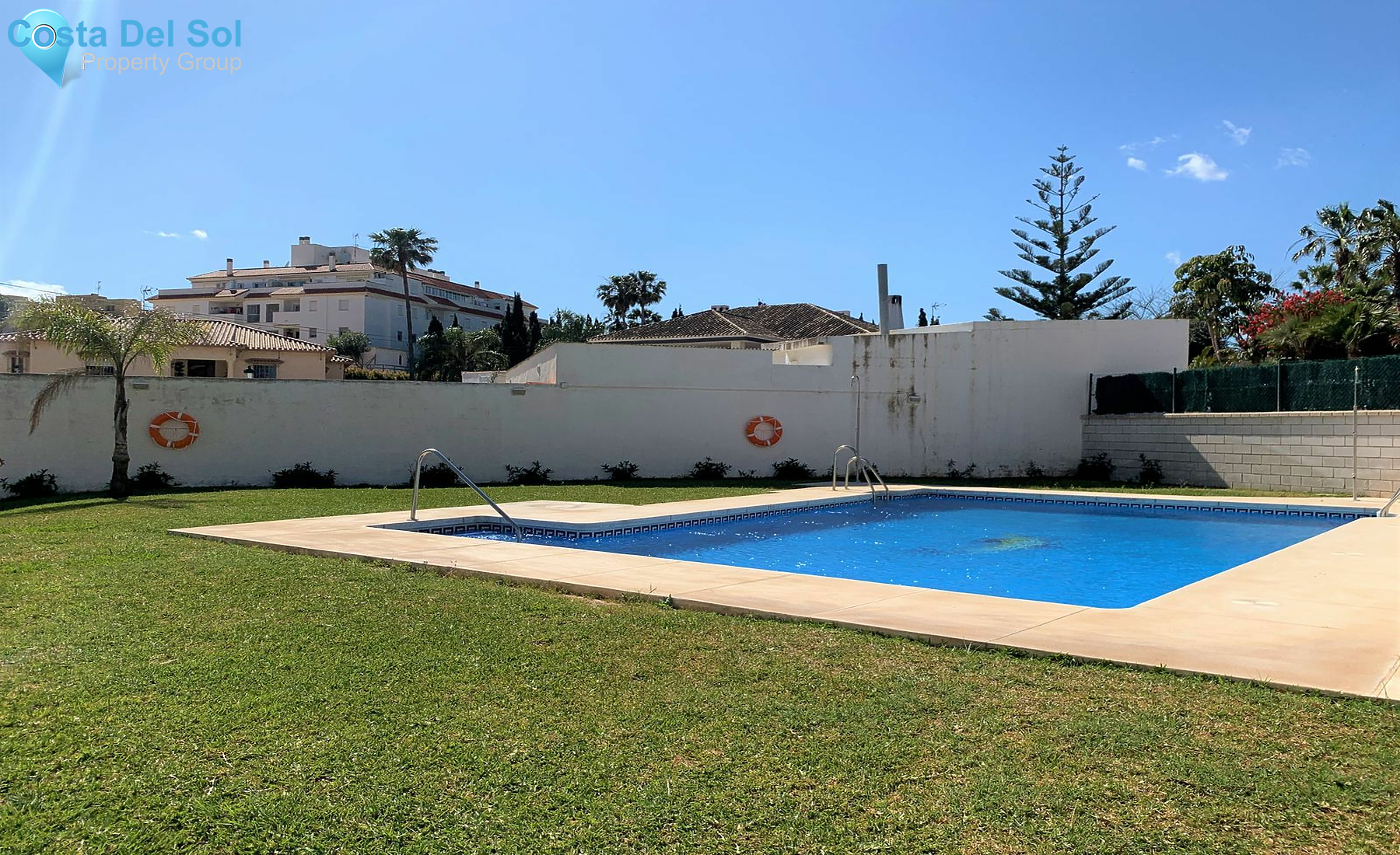 Middle Floor Apartment in San Luis de Sabinillas-1131360