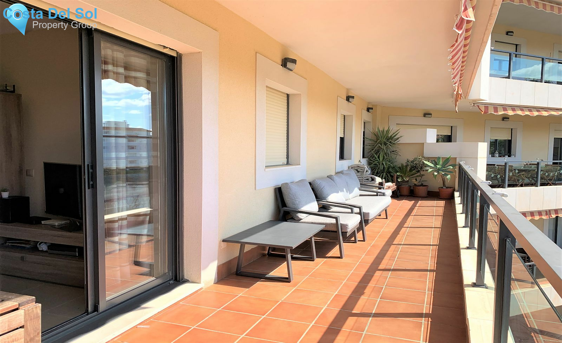 Middle Floor Apartment in San Luis de Sabinillas-1131365