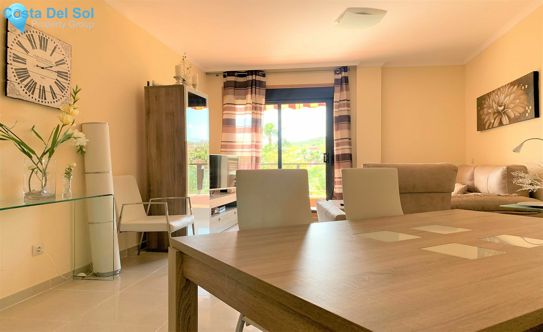 Middle Floor Apartment in San Luis de Sabinillas-1131367