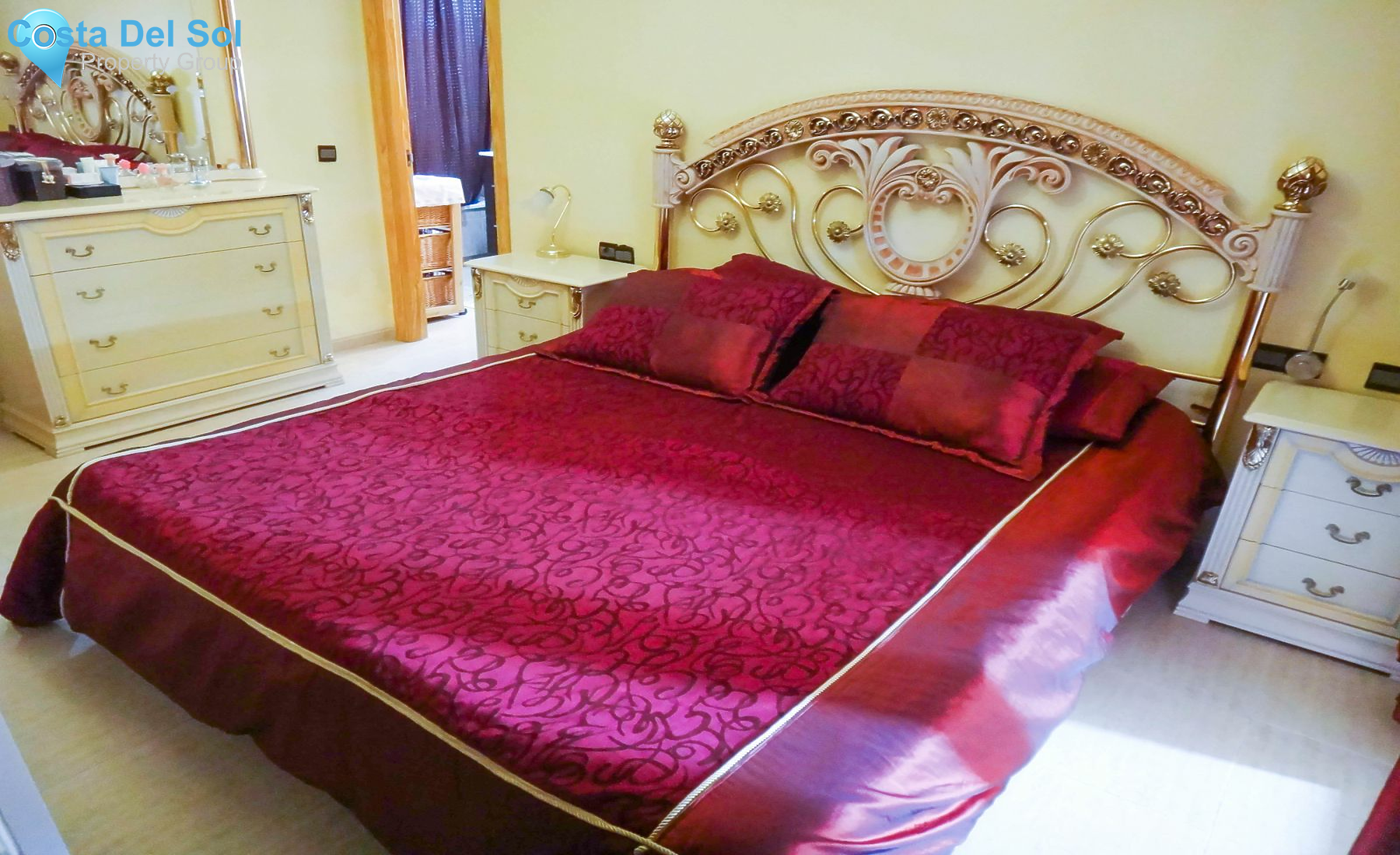 Middle Floor Apartment in San Luis de Sabinillas-1153186