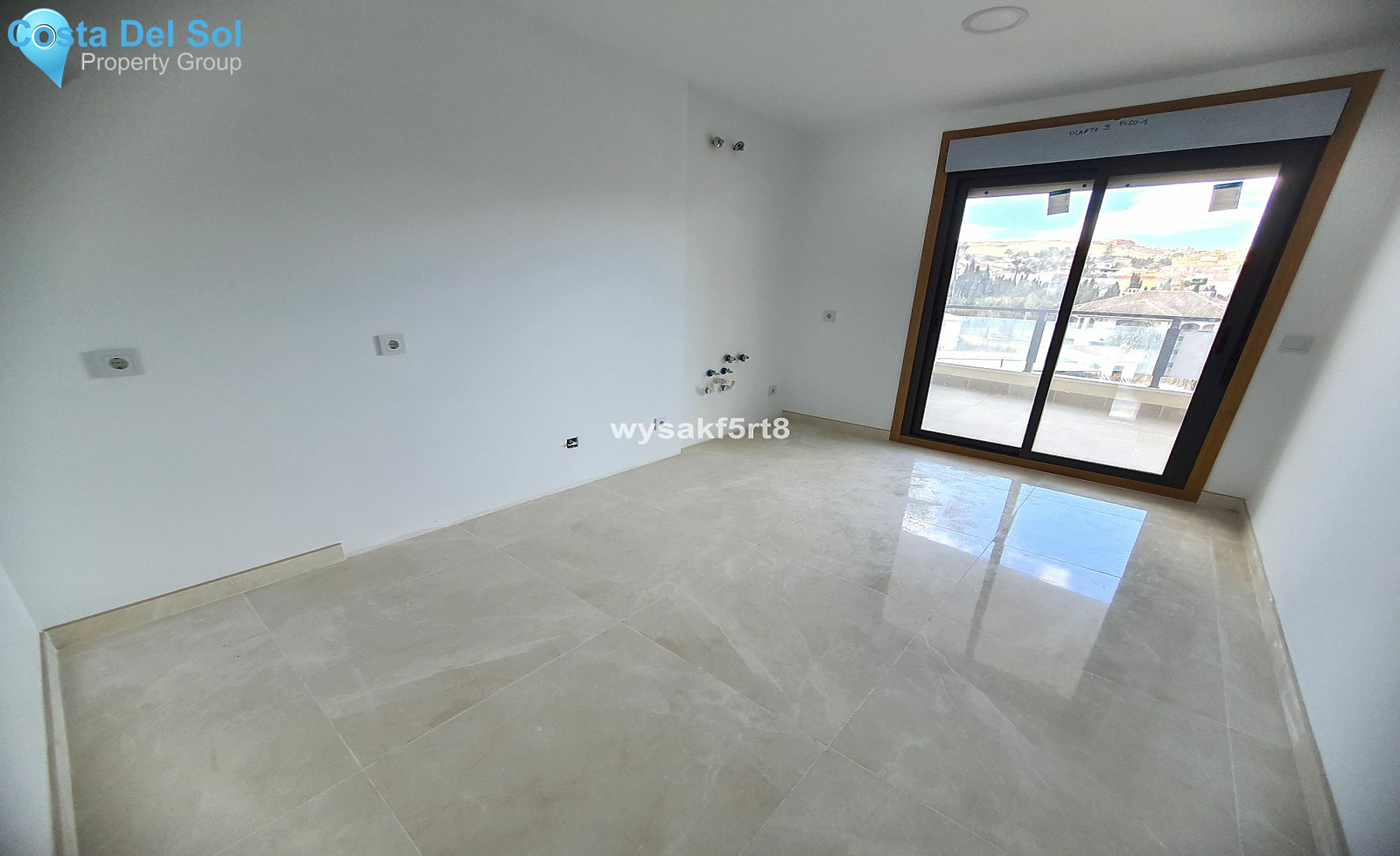 Middle Floor Apartment in San Luis de Sabinillas-1399265